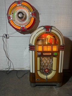 Außergewöhnlicher Wurlitzer 1015 „Bubbler“ Jukebox & seltener 4008 Verstärkersprecher mit Verlängerung