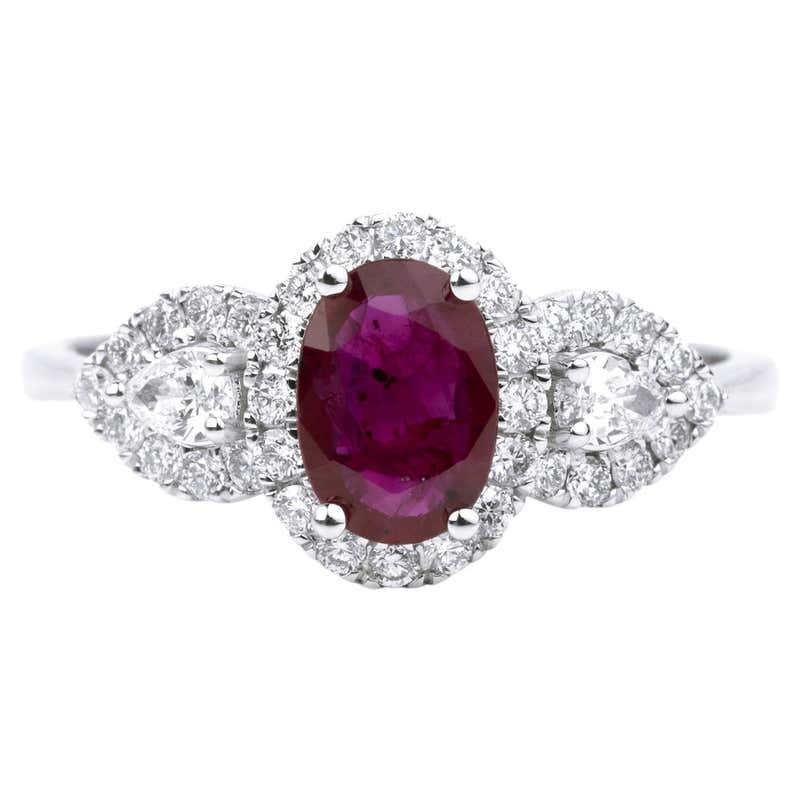Customizable Alex Kou Invizible Setting Round Shape 9 Pie Cut Diamonds ...