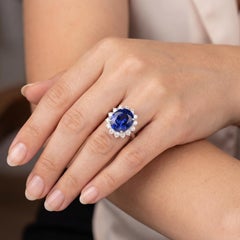 Oval 13.5ct Tanzanite & Diamond Halo Ring in 18K White Gold