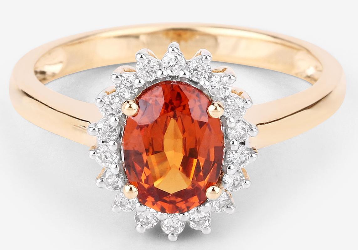 Contemporary Oval 1.70 Carat Natural Spessartite Garnet & Diamond Halo Ring 14k Yellow Gold For Sale