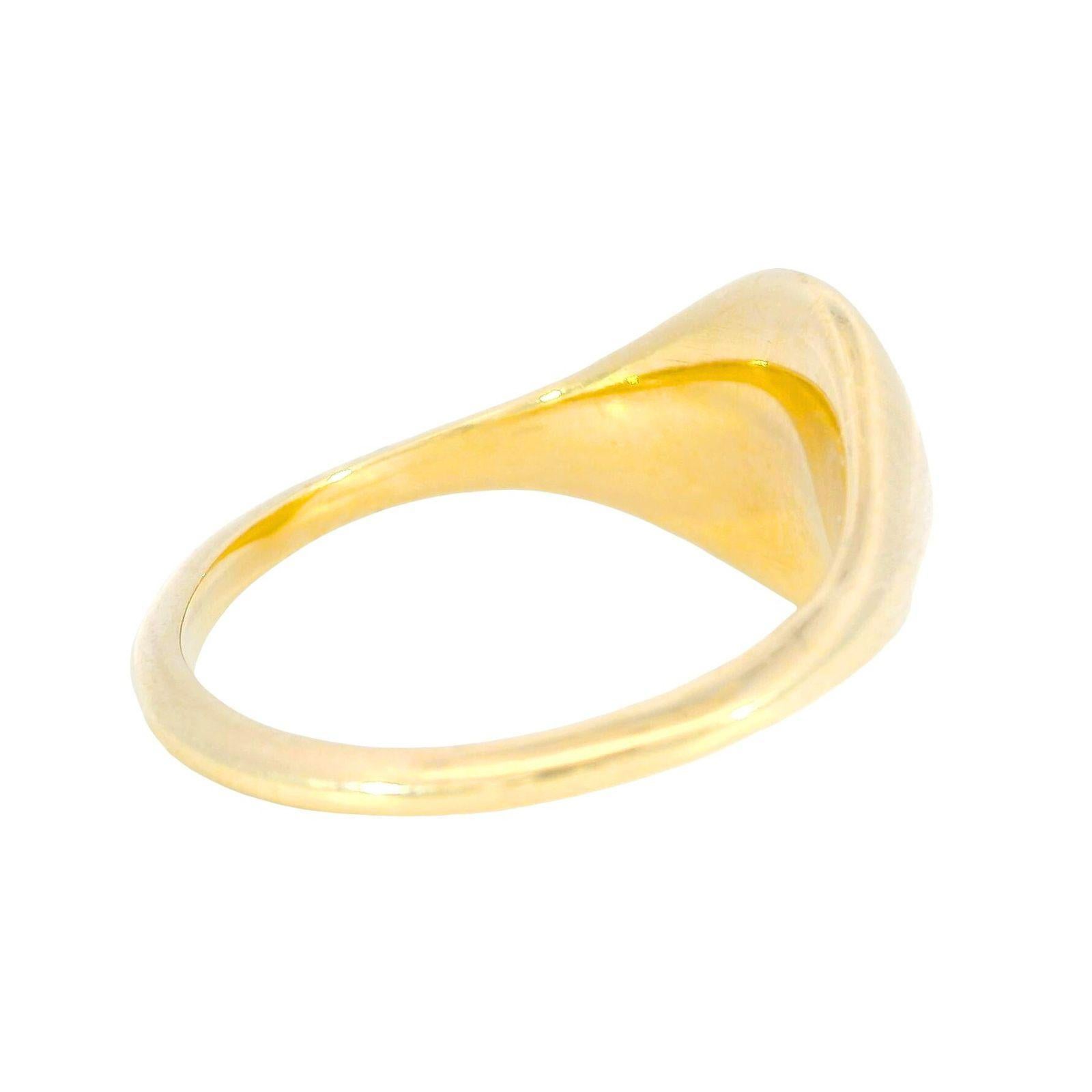 Bague chevalière ovale en or jaune 18K Taille 7 en vente 3
