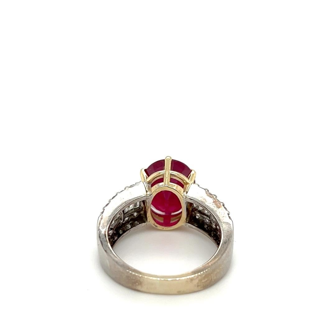 Contemporary Oval 5.71 Carat Natural Ruby & Diamond Ring in 18K Gold For Sale
