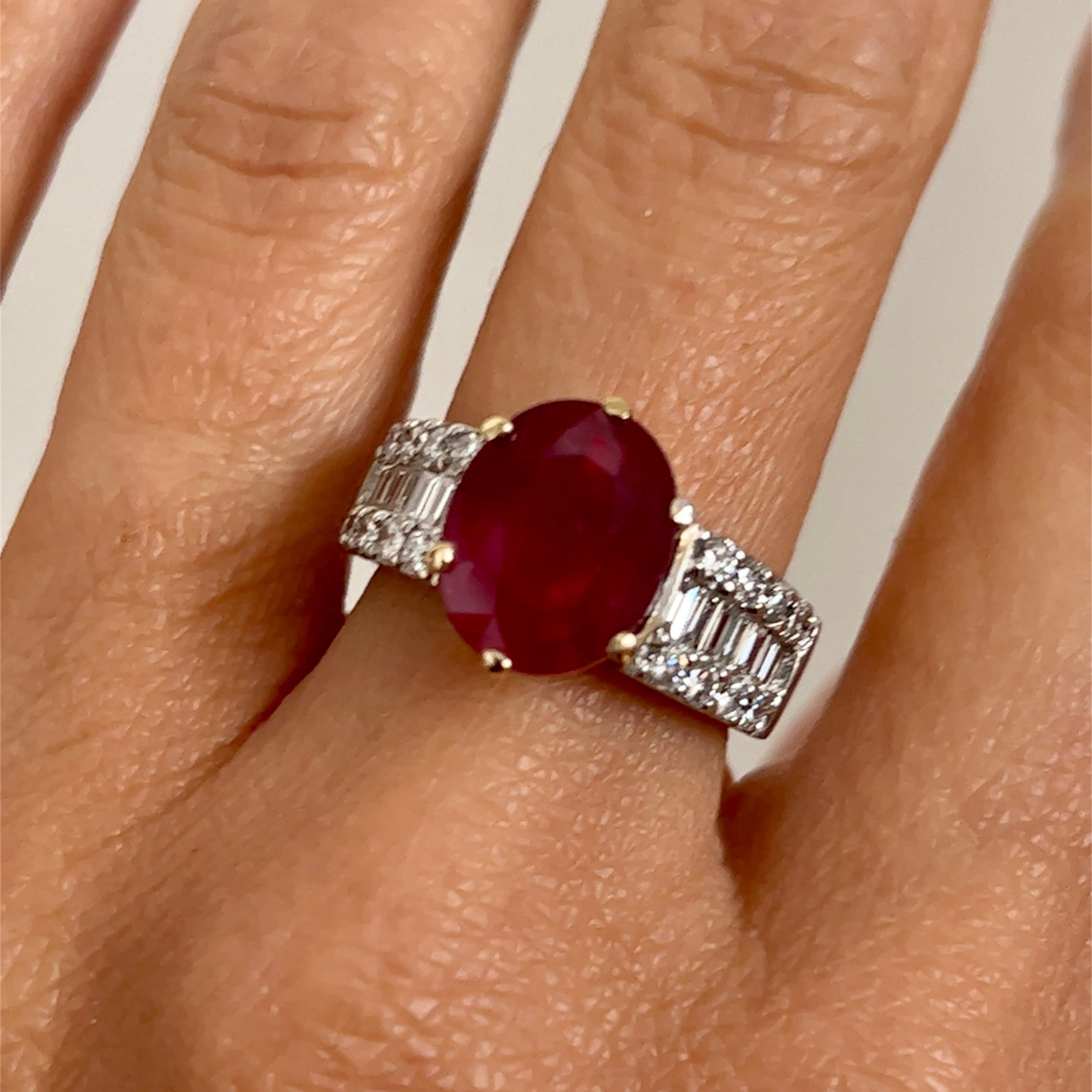 Oval 5.71 Carat Natural Ruby & Diamond Ring in 18K Gold For Sale 3