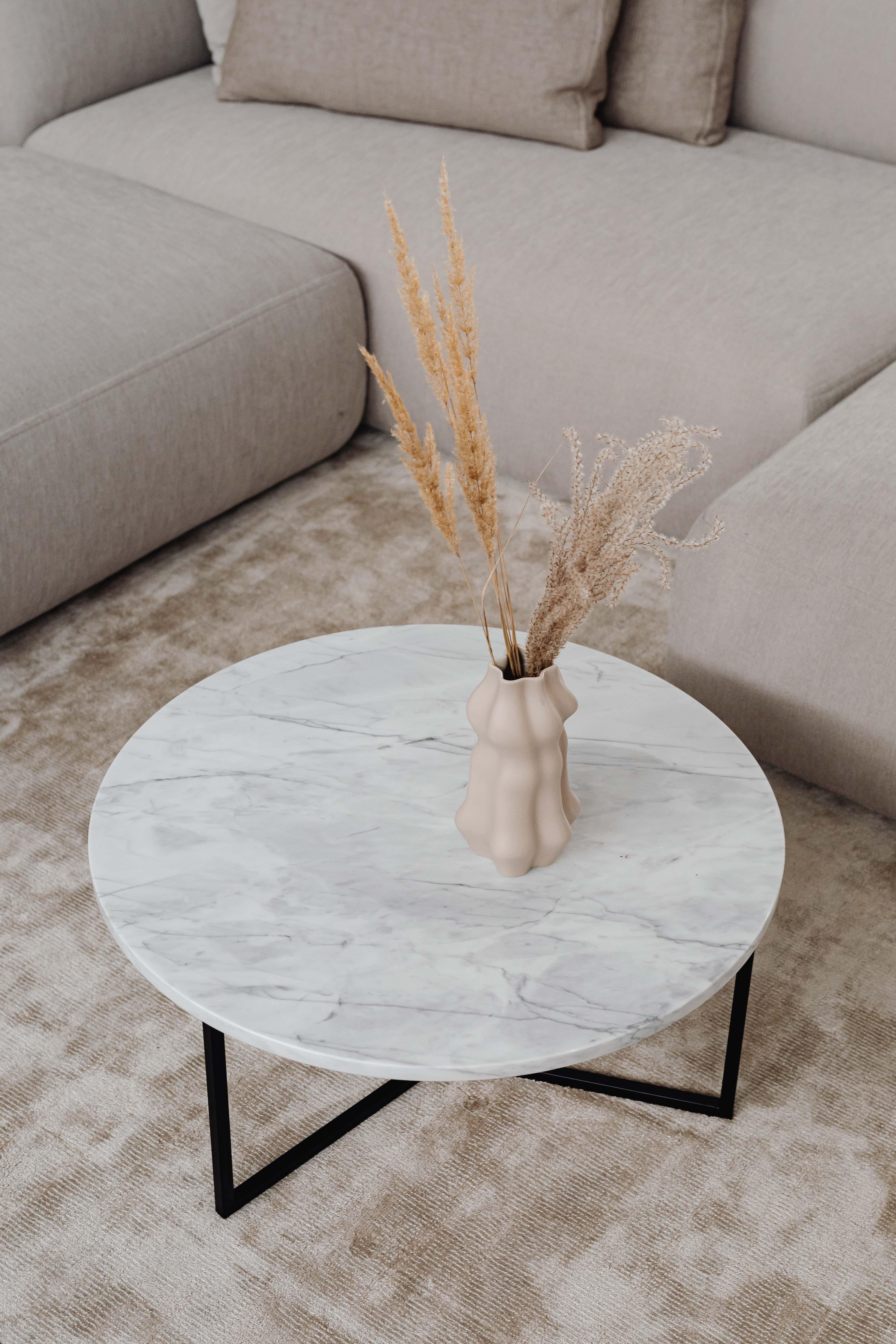 Table basse ovale petite en vente 4