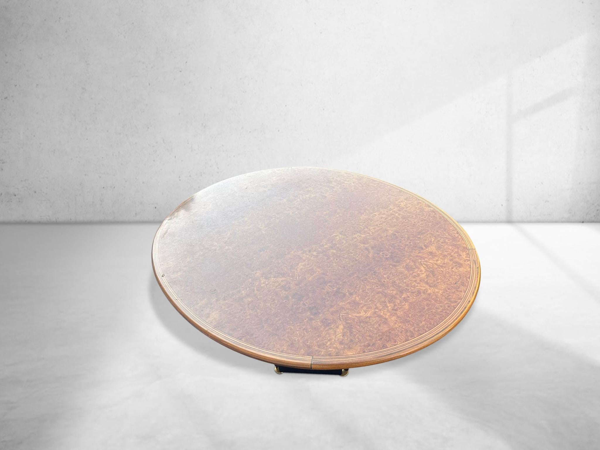 A rare oval version of the Africa dining table by Afra and Tobia Scarpa for Maxalto, as part of the Artona series. This table will ideally be combined with the matching Africa dining chairs, or with 121 or Monk chairs from the same designers.

The
