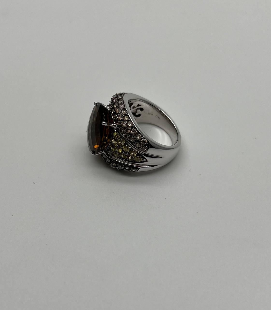 Oval Amber Orange Citrine Yellow Sapphire Diamond Pave Set 14K White Gold Ring In New Condition For Sale In Oakton, VA