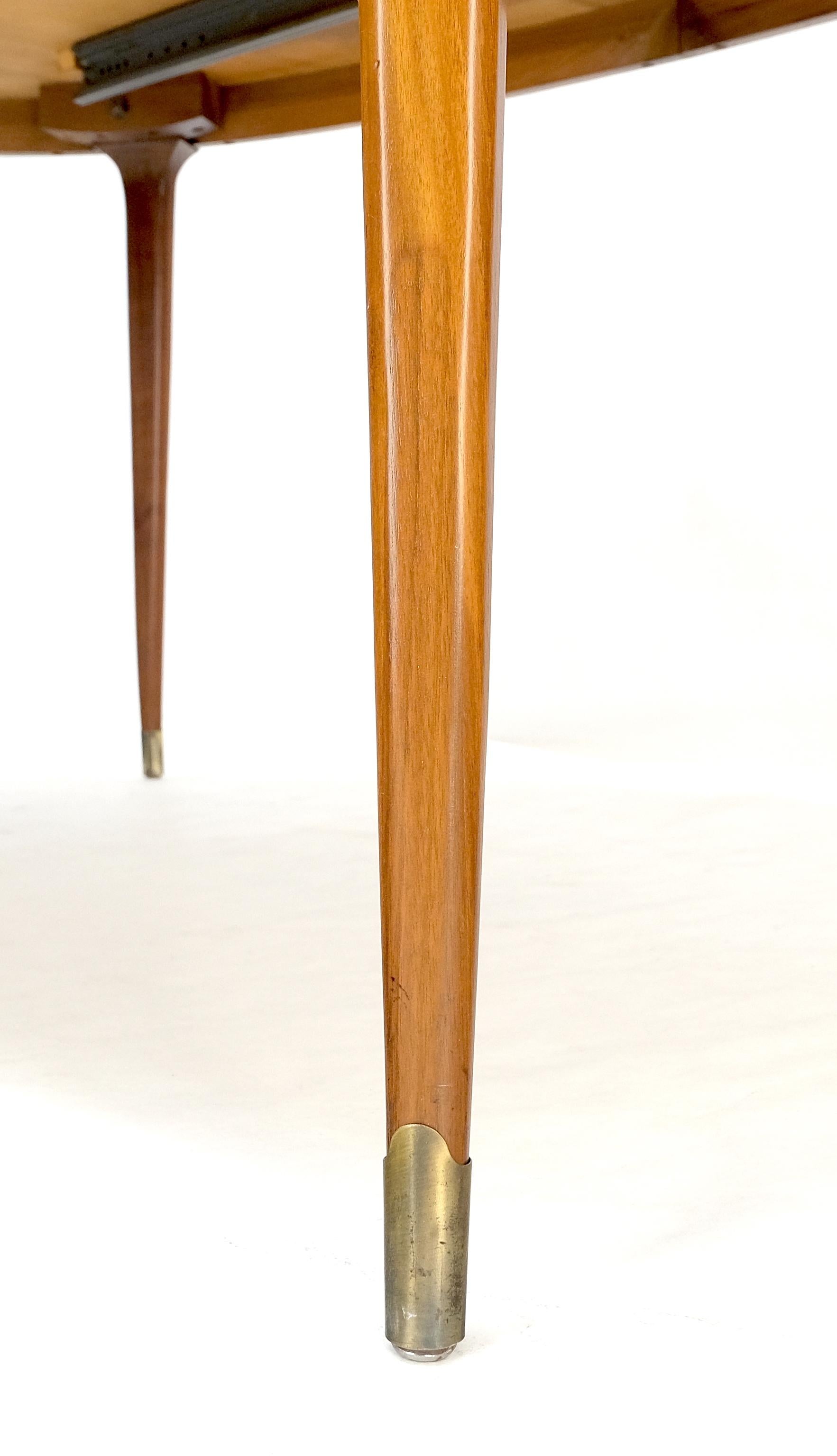 Oval American Walnut Mid Century Modern Dining Table on Tapered Leg 2 Leaves For Sale 5