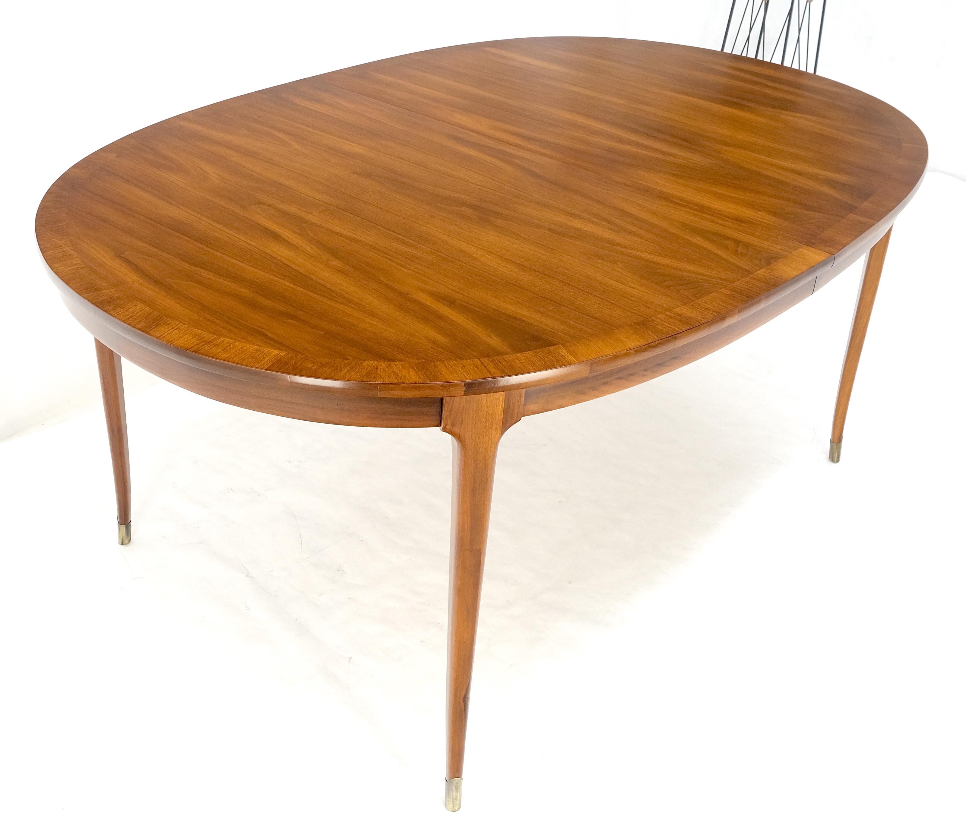 Oval American Walnut Mid Century Modern Dining Table on Tapered Leg 2 Leaves For Sale 6