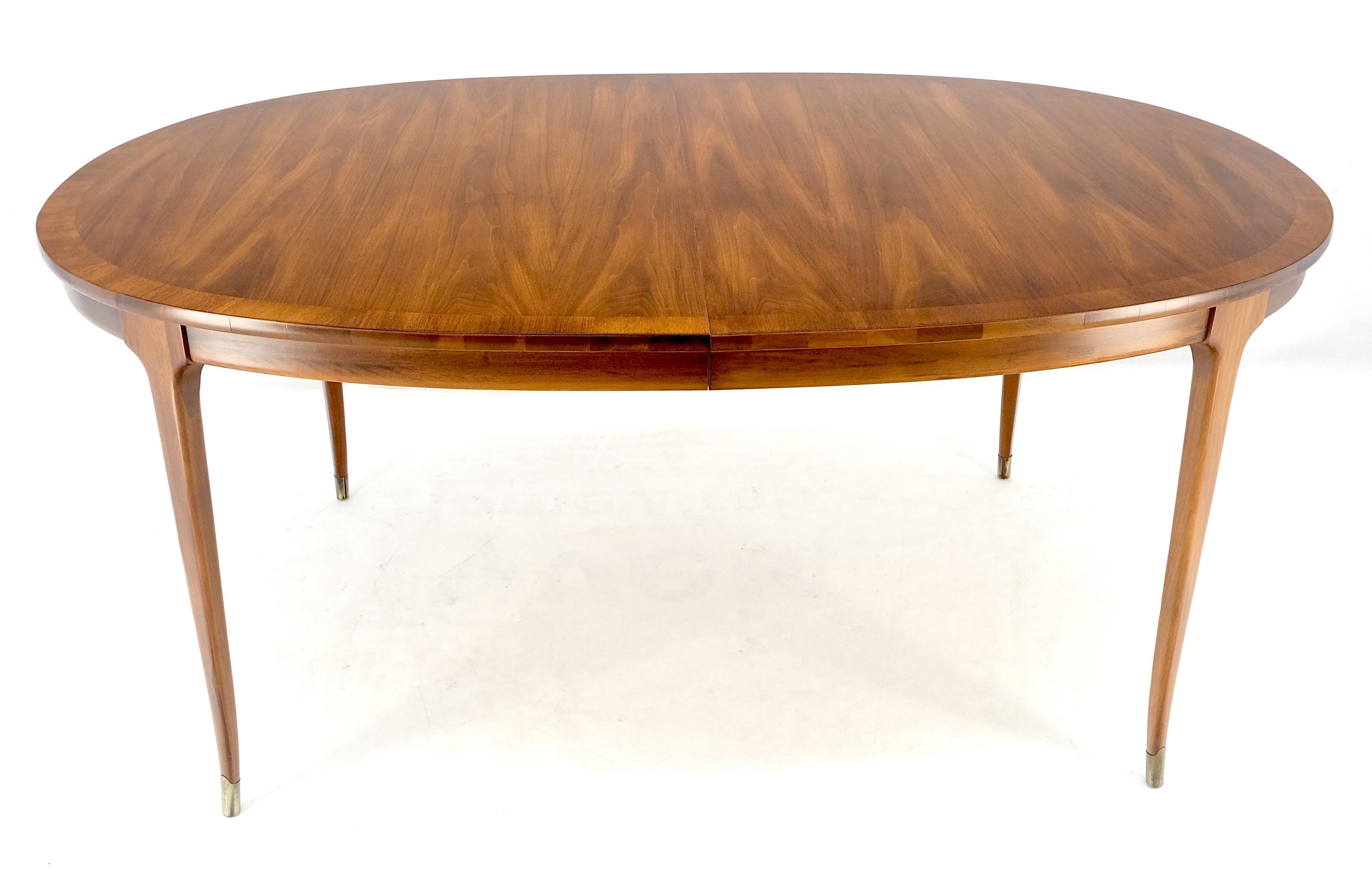 Mid-Century Modern Oval American Walnut Mid Century Modern Dining Table on Tapered Leg 2 Leaves For Sale