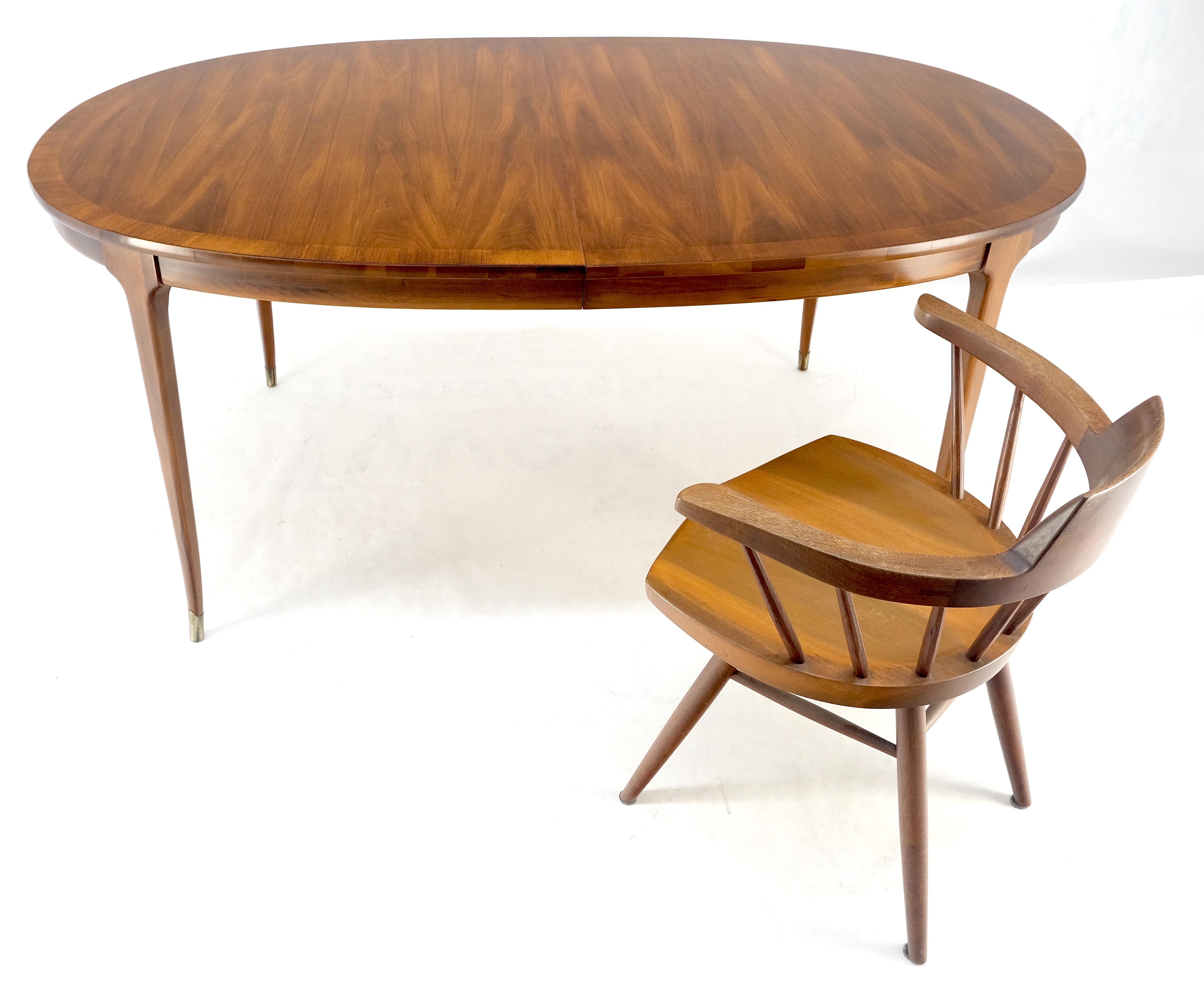 Oval American Walnut Mid Century Modern Dining Table on Tapered Leg 2 Leaves For Sale 2