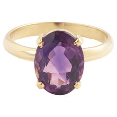 Oval Amethyst 18 Carat Yellow Gold Ring
