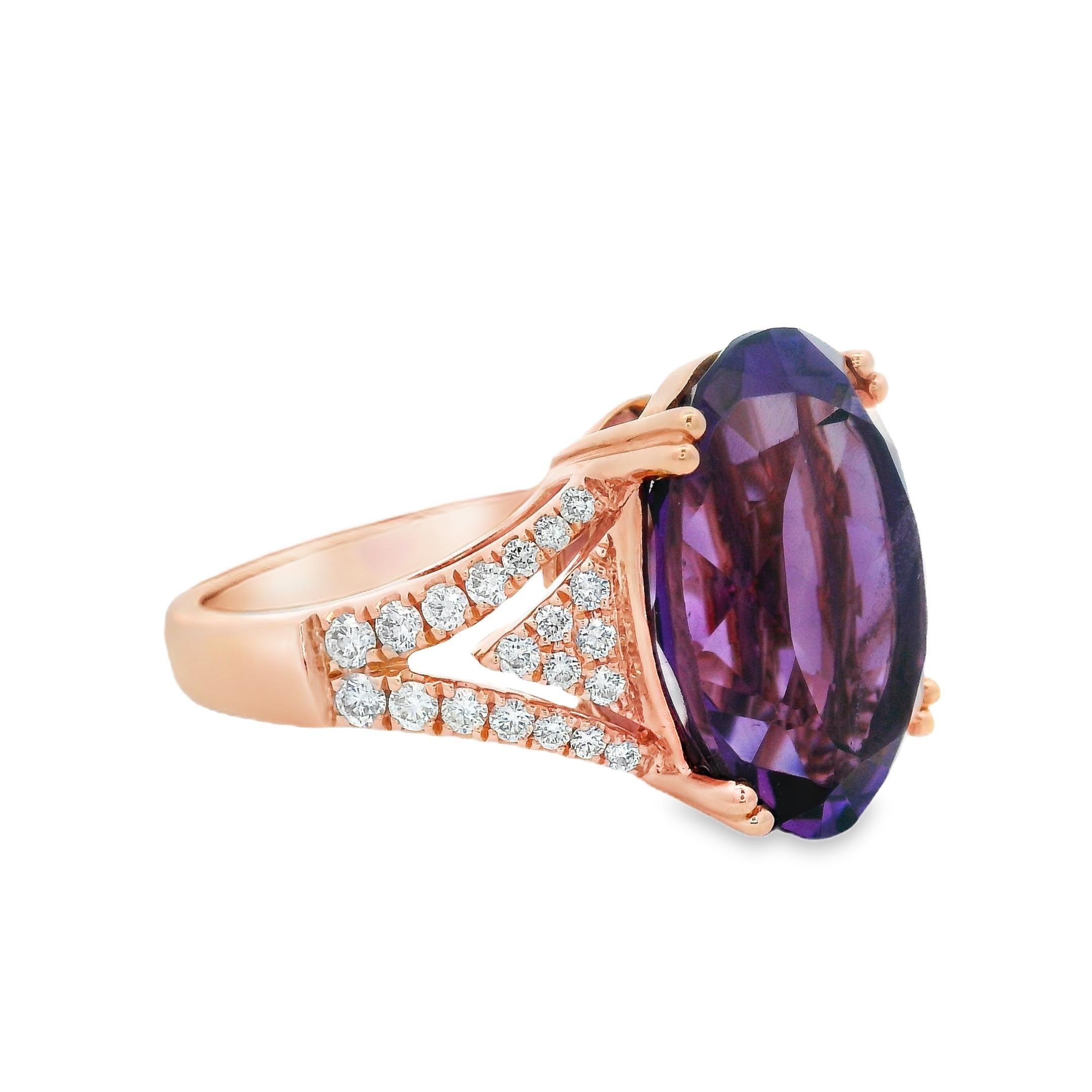 Oval Amethyst and Diamond Cocktail Ring in 14K Rose Gold Size 7 en vente 3