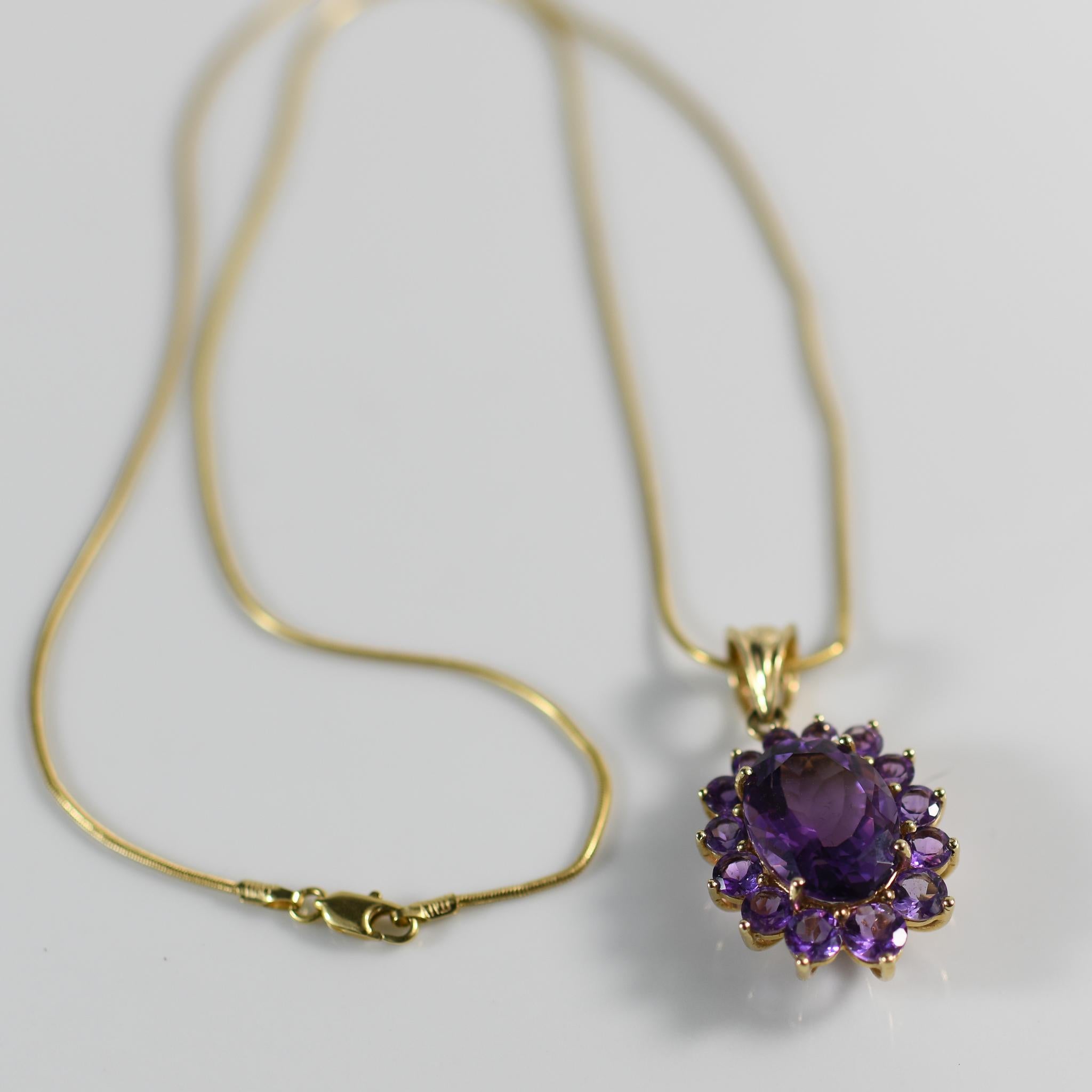 Oval Amethyst Cluster Pendant w 14k Gold Snake Chain Necklace In Good Condition For Sale In Addison, TX