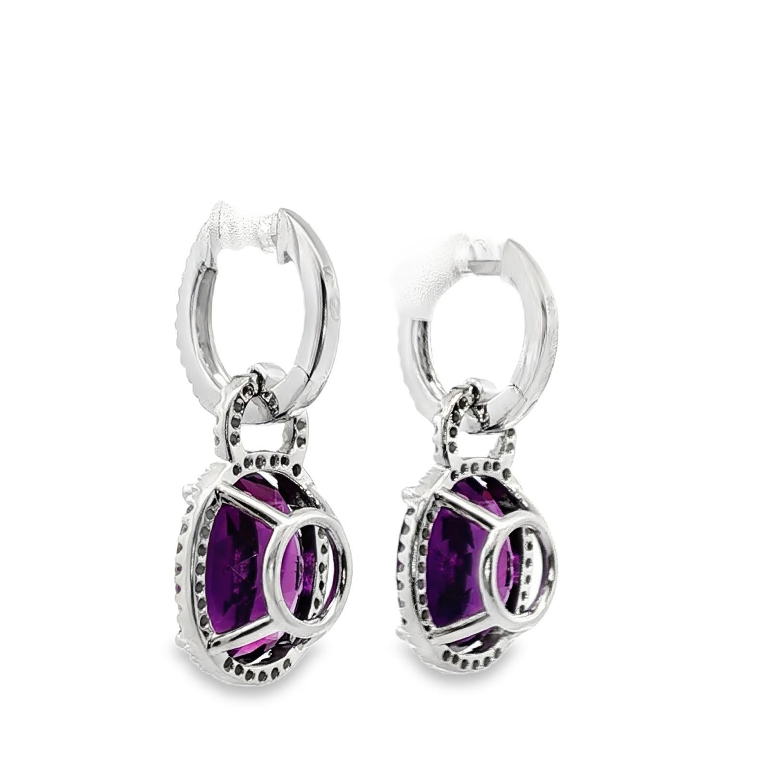 Ovale Amethyst-Diamant-Tropfen-Ohrringe aus 14 Karat Weißgold (Ovalschliff) im Angebot
