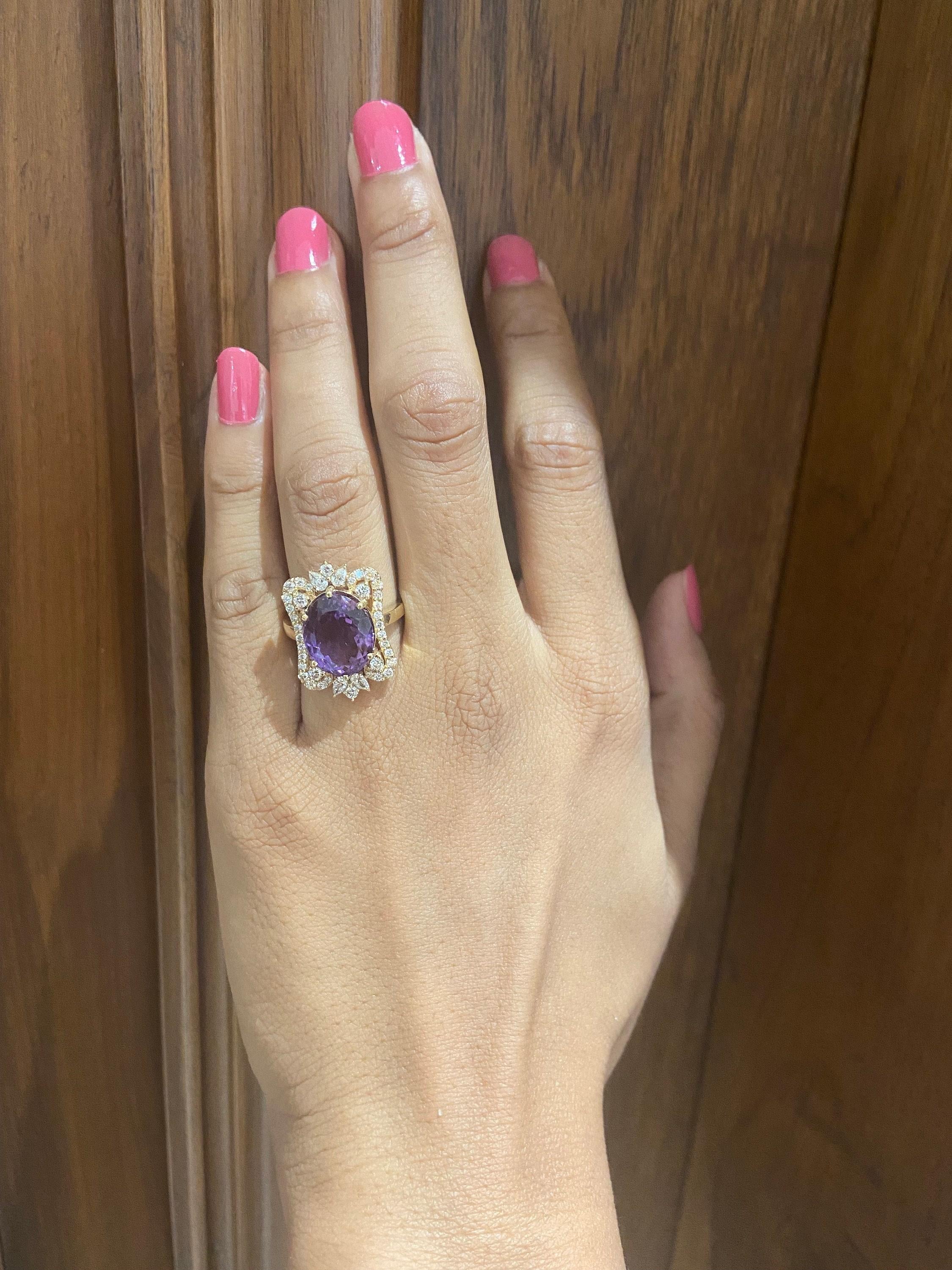Art Deco Oval Amethyst Diamond Halo Gemstone Ring in 14k Solid Gold (Certified) For Sale