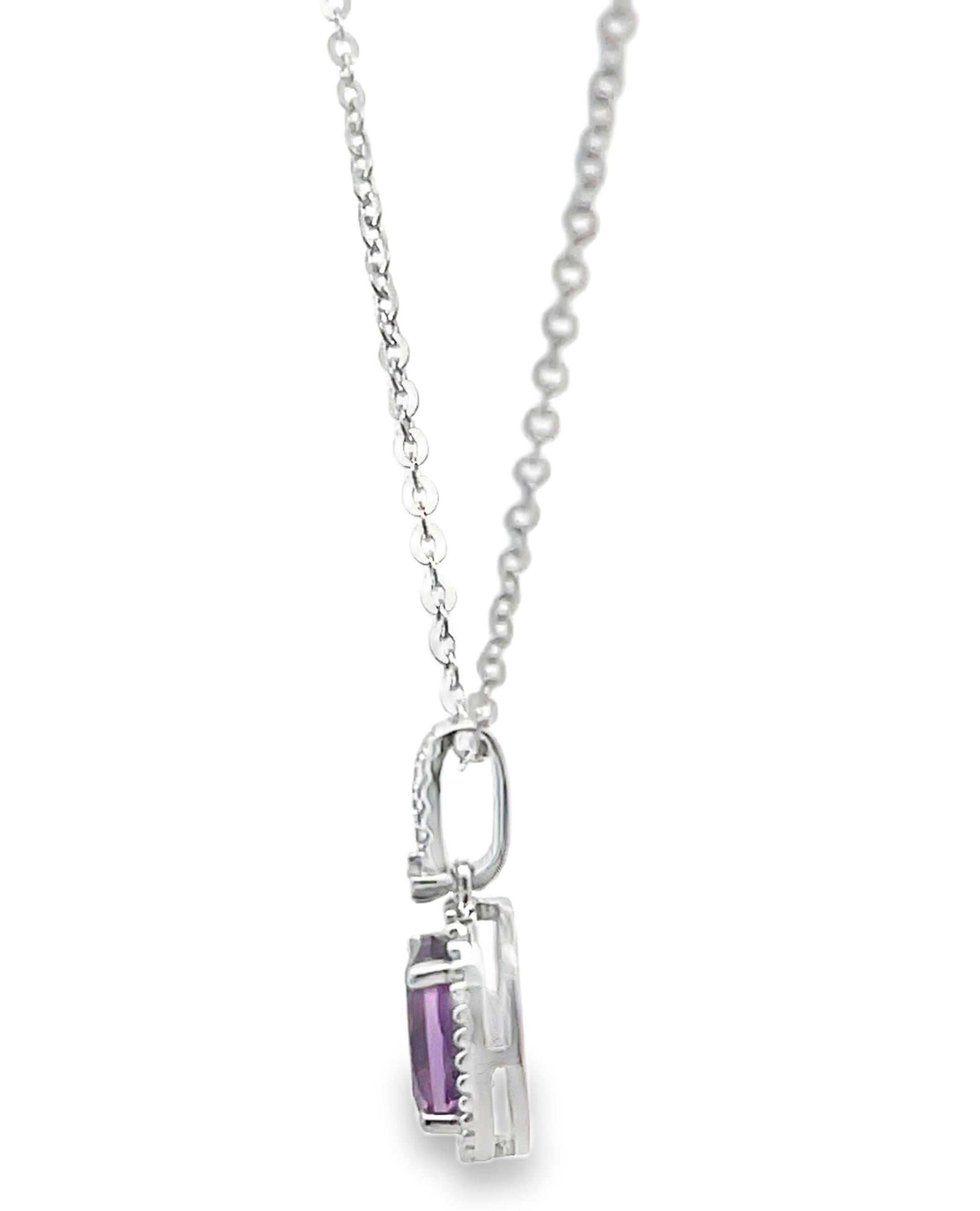 Ovale Amethyst & Diamant-Anhänger-Halskette aus 14K Weißgold (Zeitgenössisch) im Angebot