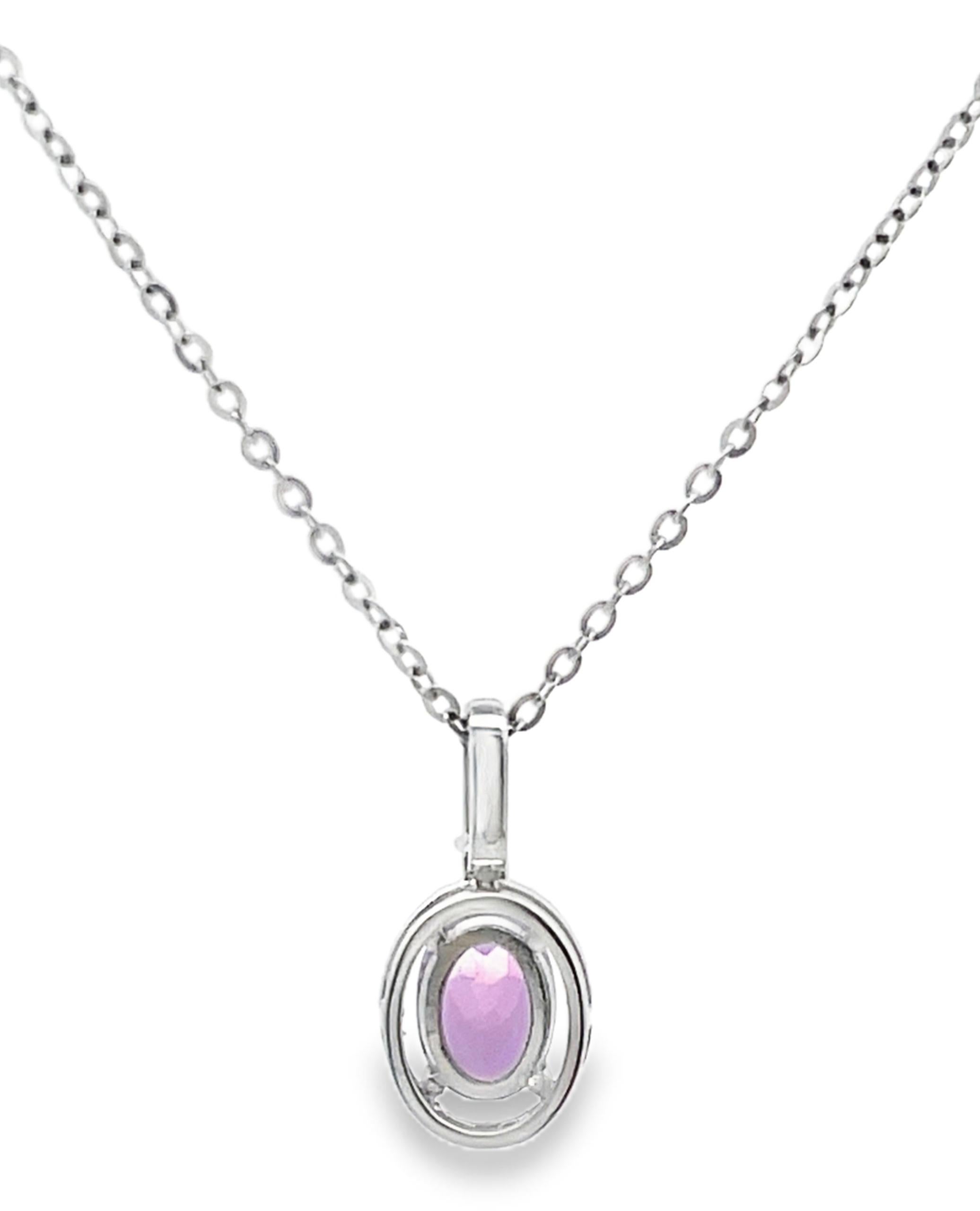 Ovale Amethyst & Diamant-Anhänger-Halskette aus 14K Weißgold (Gemischter Schliff) im Angebot