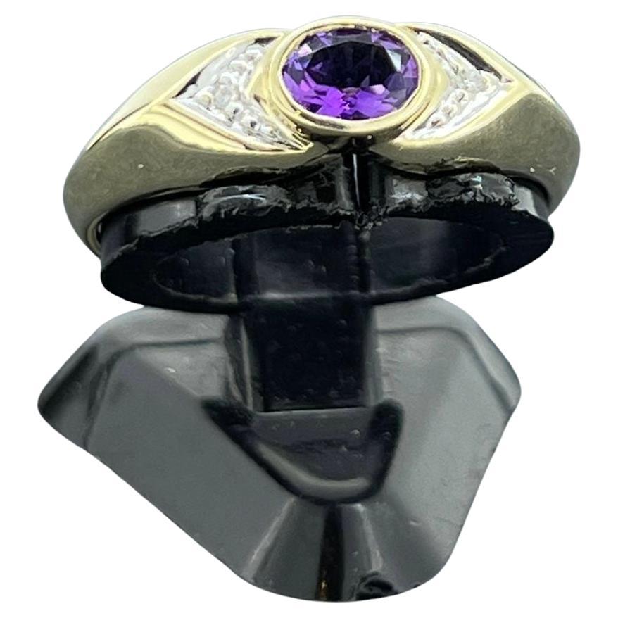 Anillo Ovalado de Amatista (Piedra de Nacimiento de Febrero) y Diamante en Oro Amarillo de 9K
