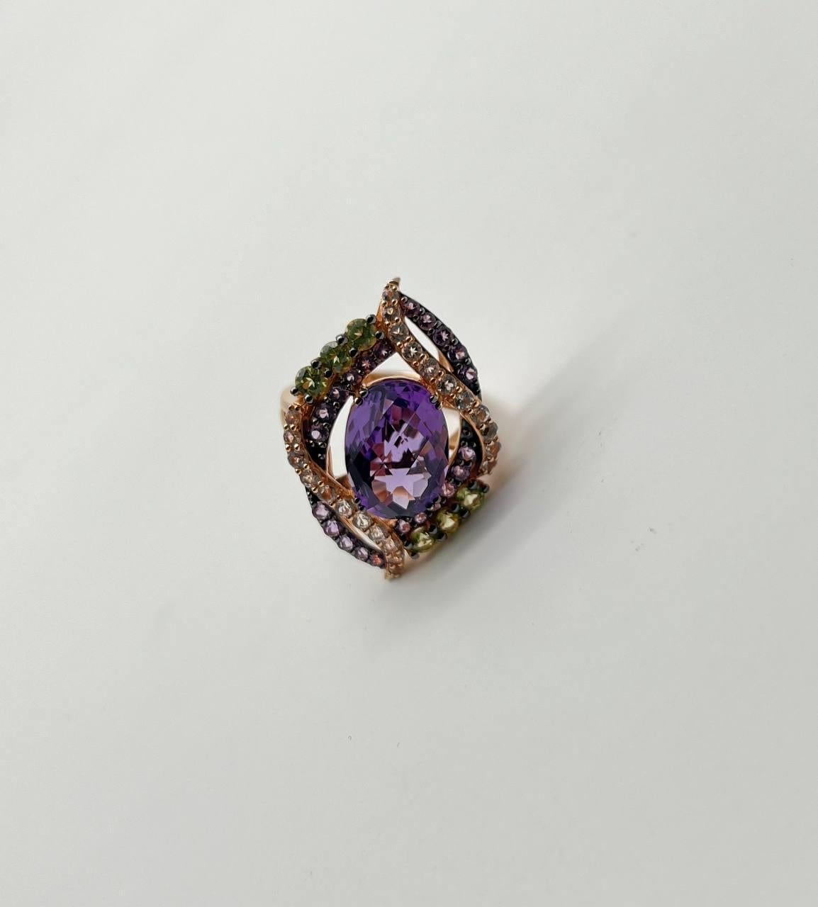 Oval Amethyst Stone Purple Green and White Stone Halo Ring Pendant Necklace Set For Sale 8