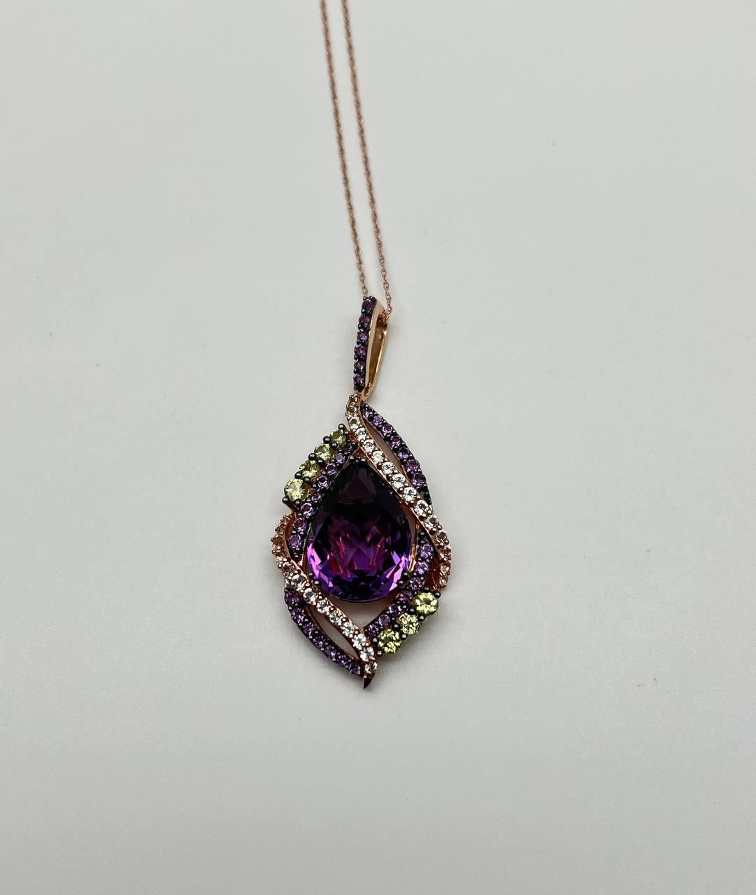 Oval Amethyst Stone Purple Green and White Stone Halo Ring Pendant Necklace Set For Sale 1