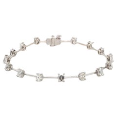 Oval and Emerald cut diamond bracelet