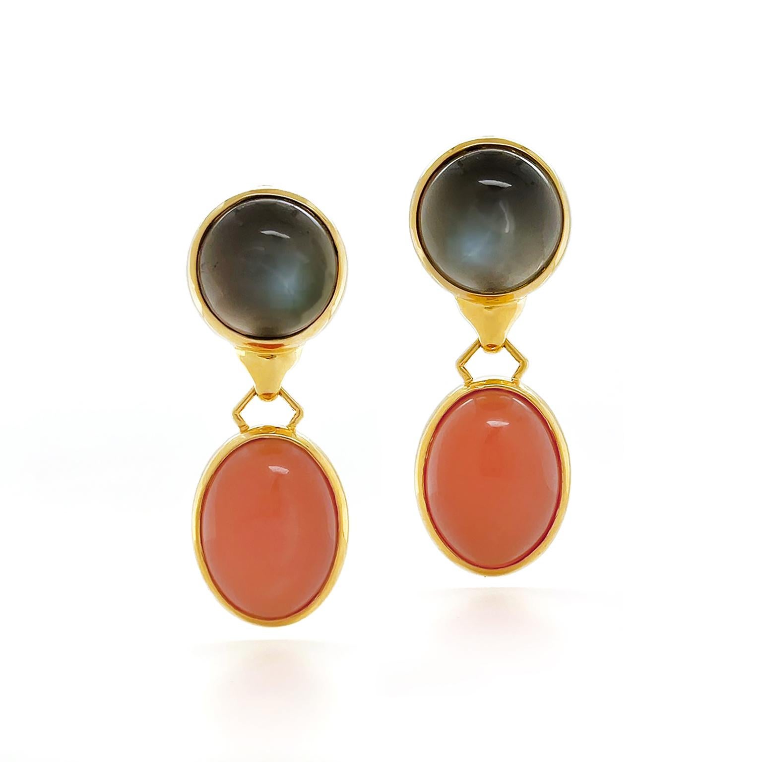 18K Yellow Gold Grey and Peach Moonstone Drop Earrings In New Condition For Sale In New York, NY