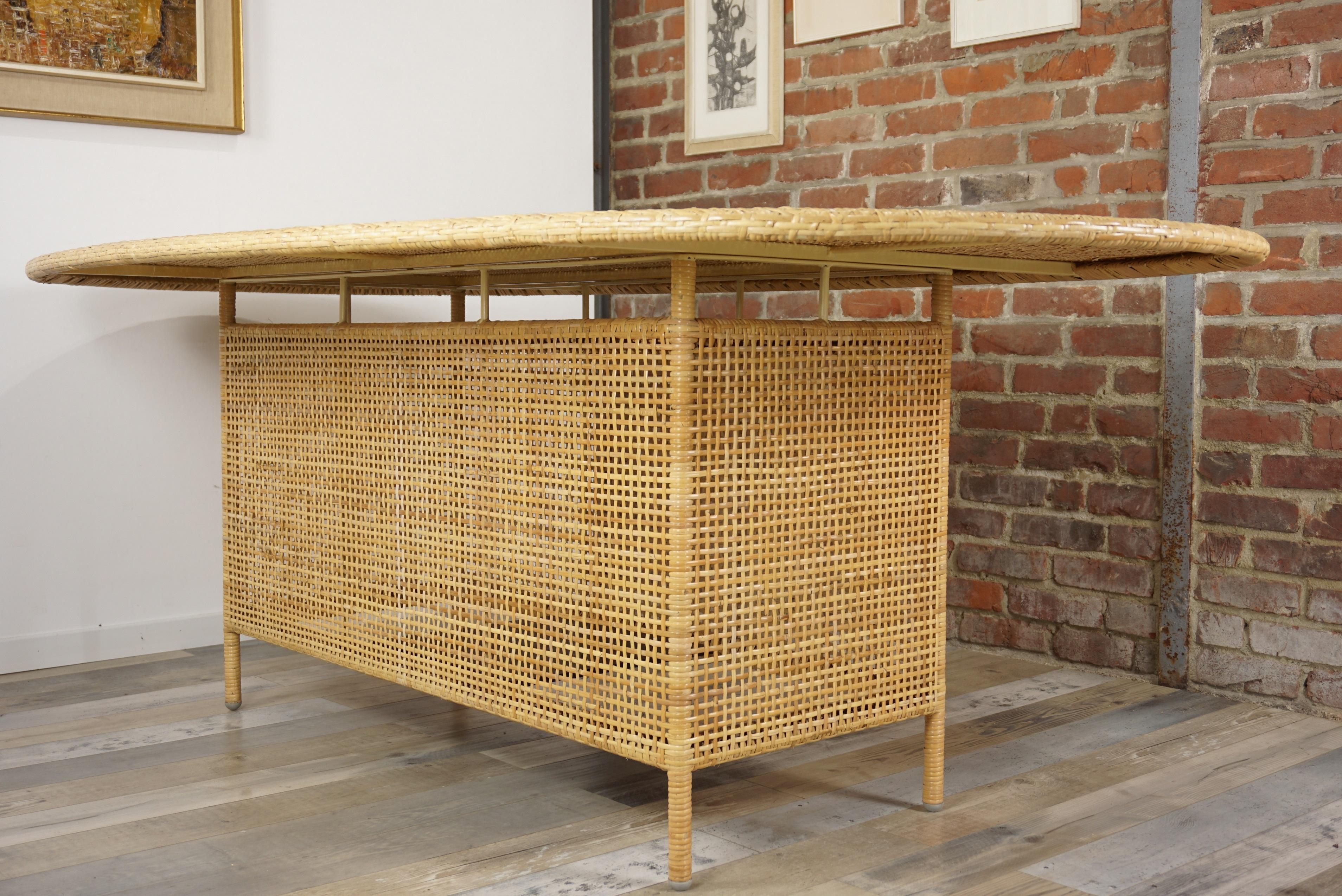 rattan oval dining table