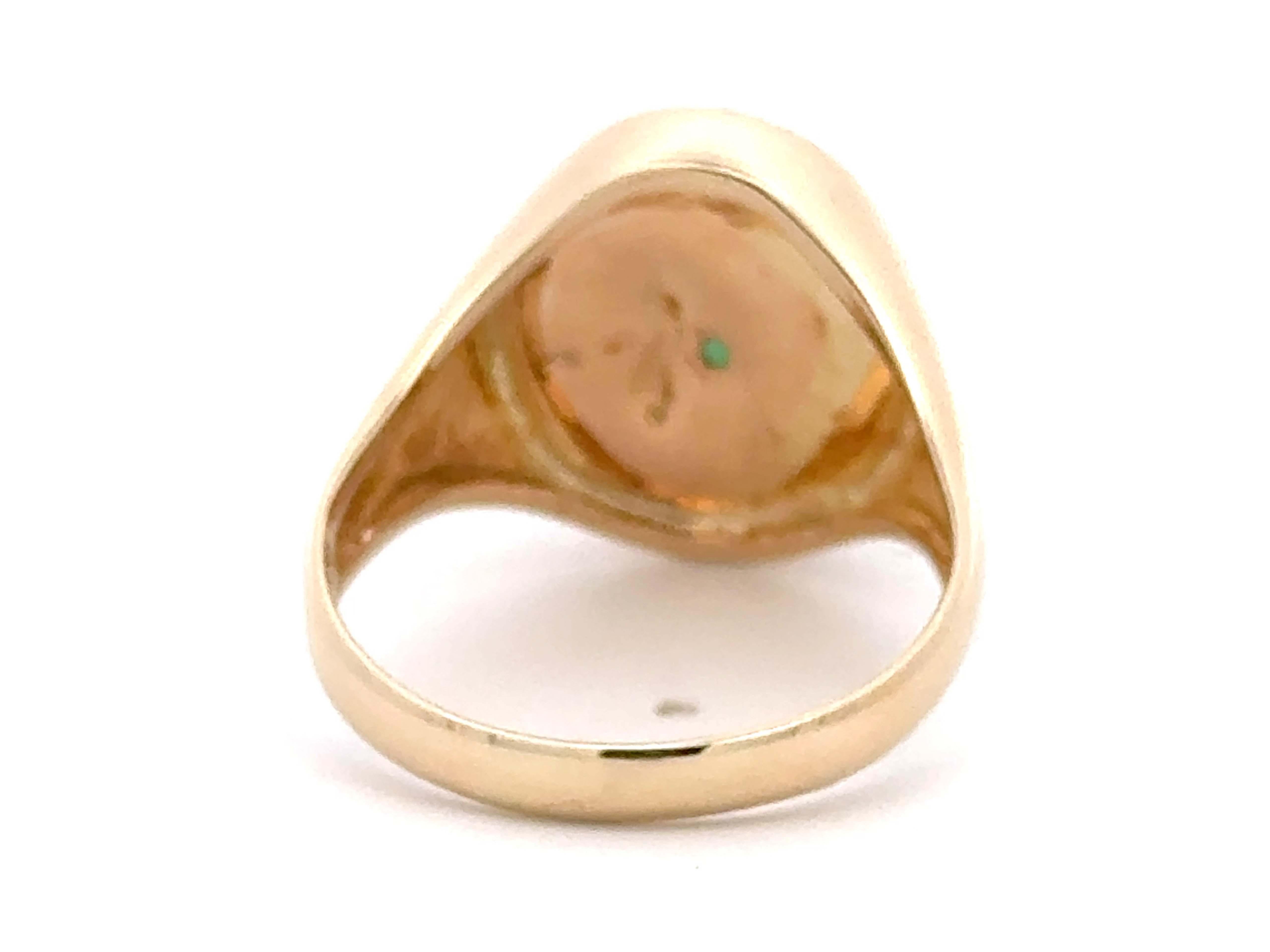 Oval Cut Oval Apple Green Jade Ring 14K Yellow Gold For Sale