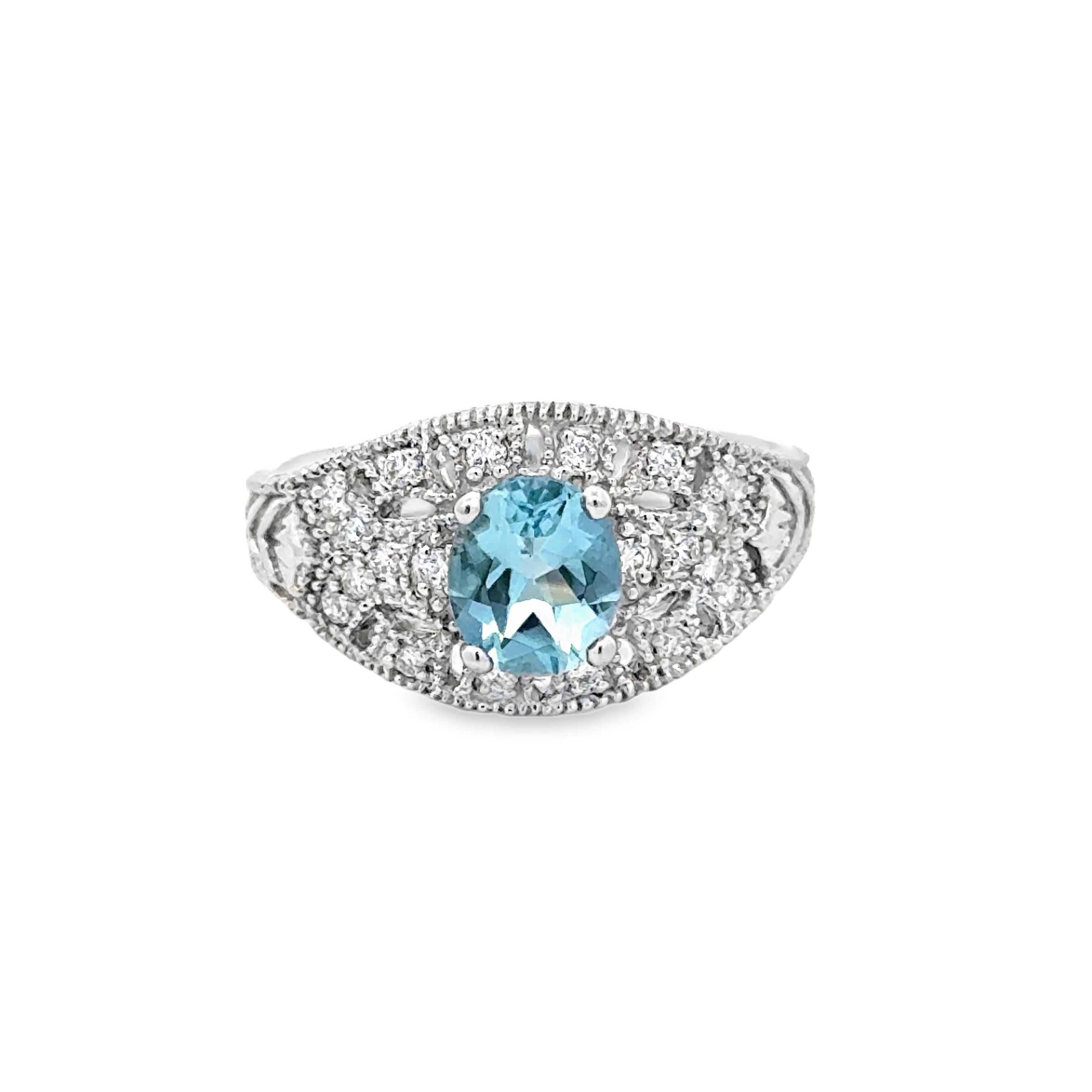 Ovaler Aquamarin und Diamant 14K Weißgold Nachlassring (Ovalschliff) im Angebot
