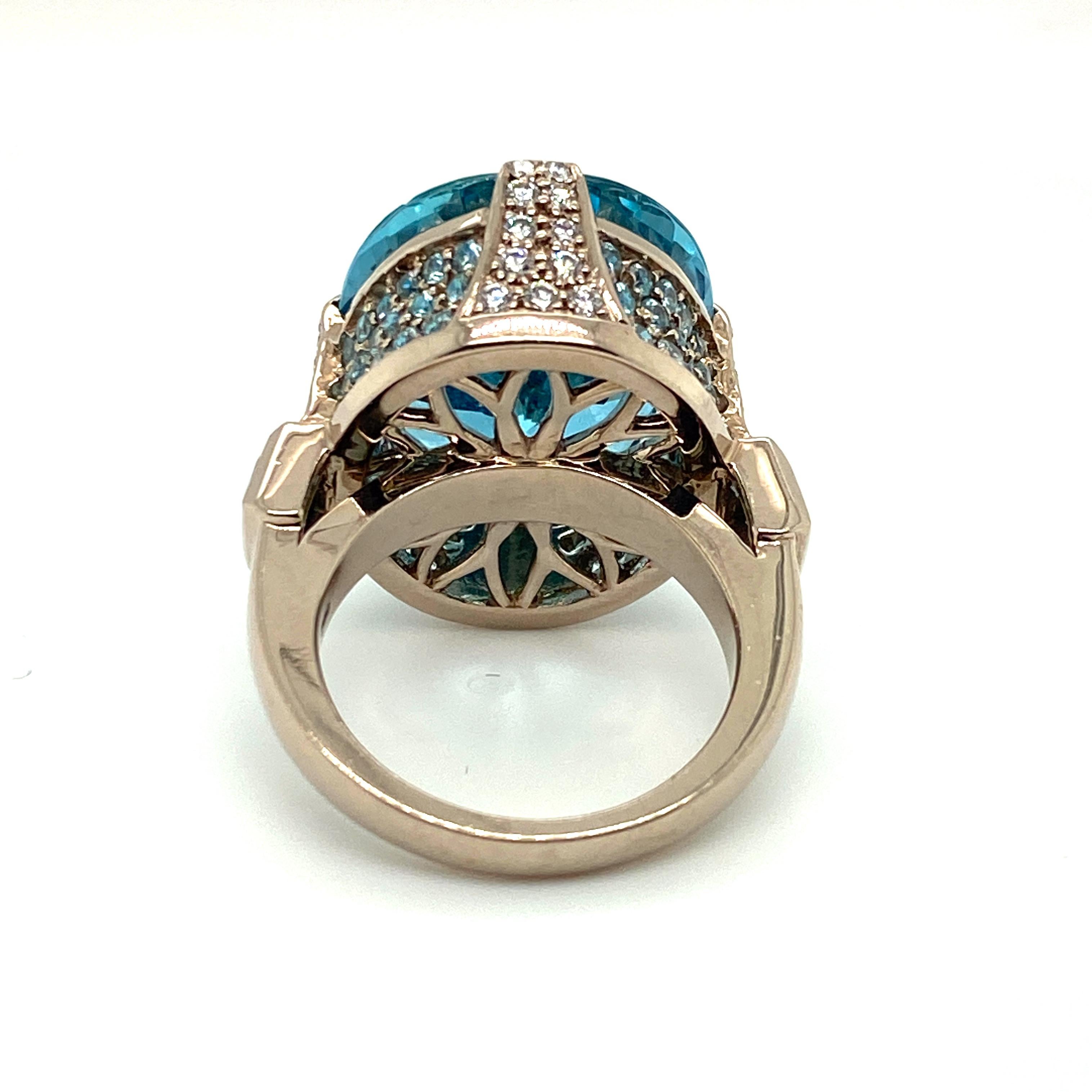 Oval Aquamarine and Diamond Cocktail Ring In Good Condition For Sale In Dallas, TX