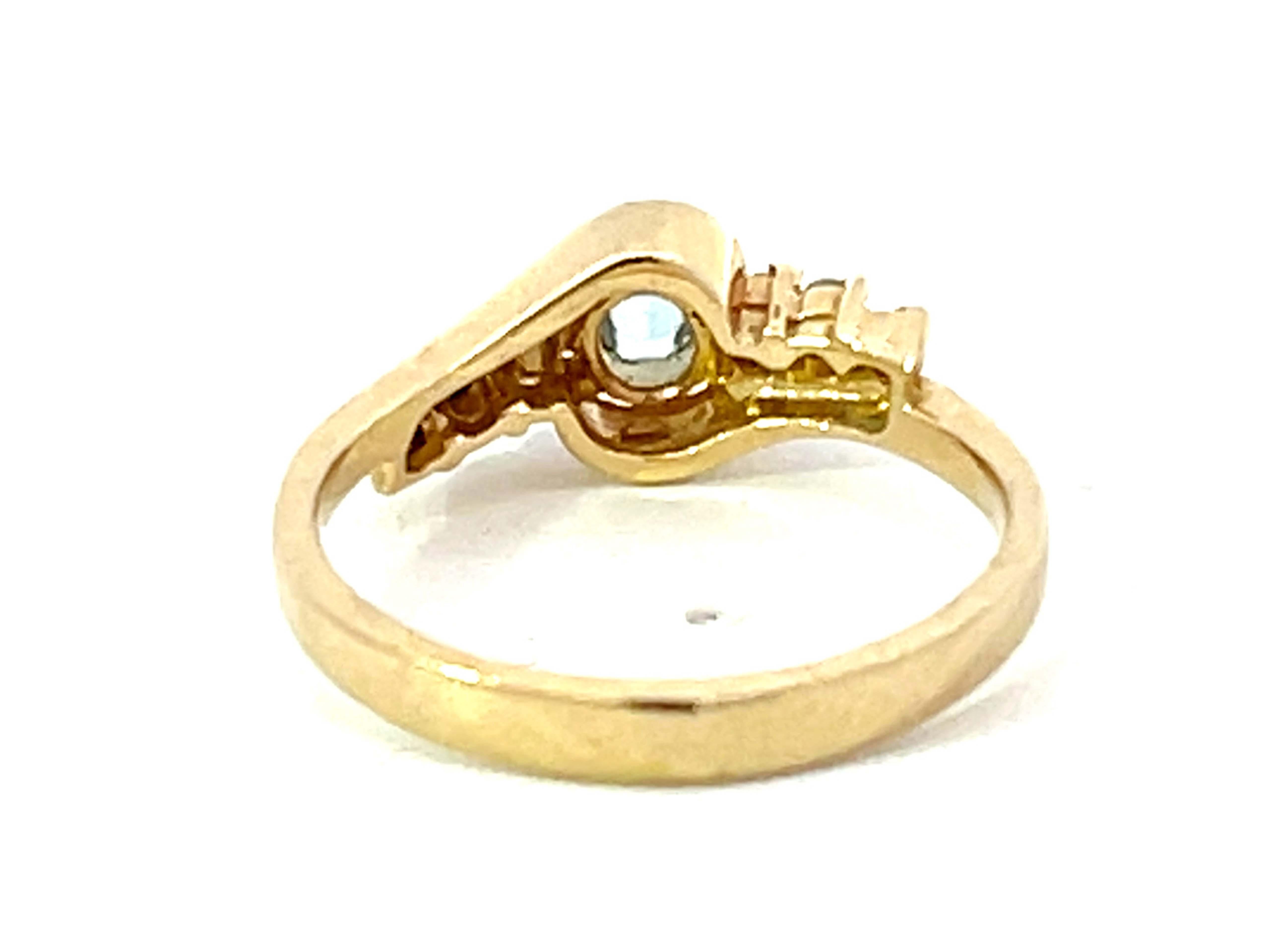 Oval Aquamarine and Diamond Ring in 14k Yellow Gold For Sale 2