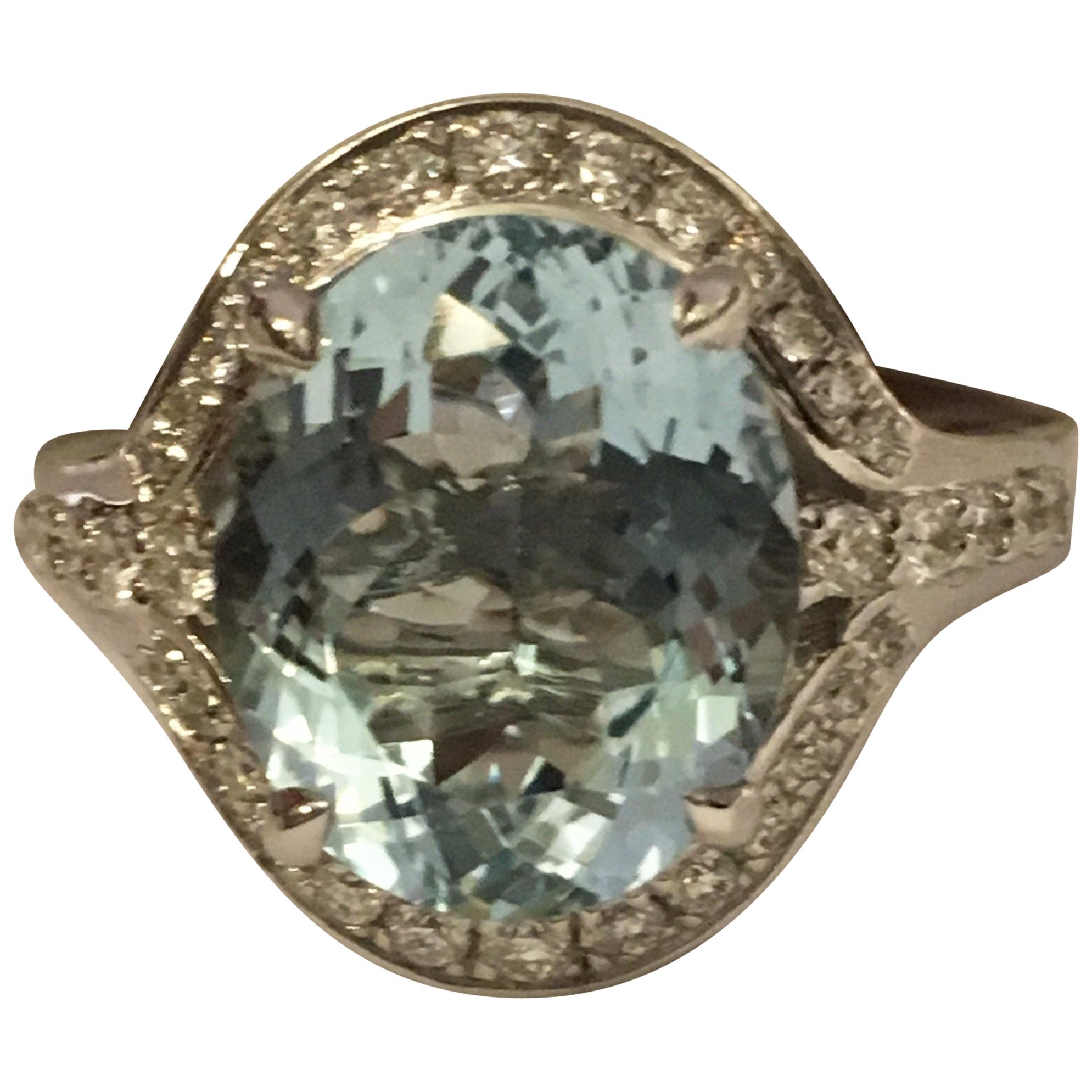 Oval Aquamarine and Diamond Ring Set in 18 Karat White Gold
