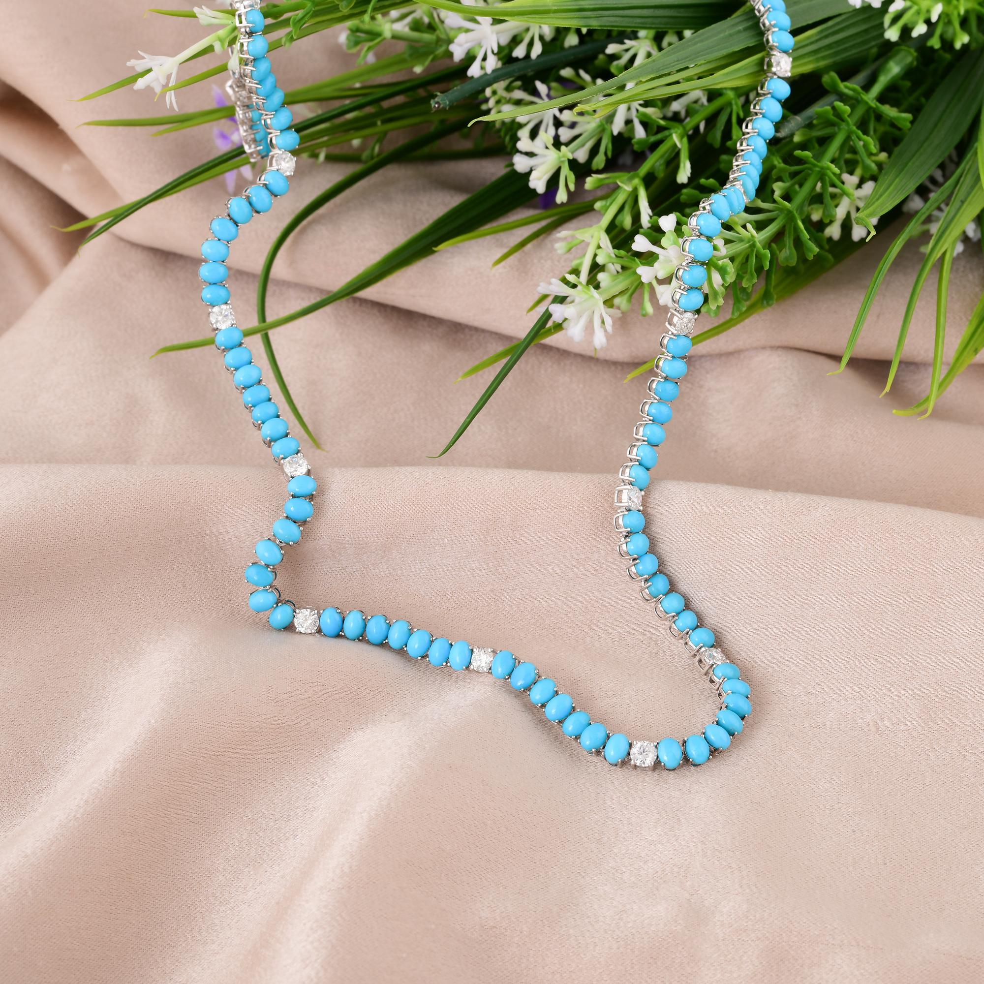 Donna Collana a catena ovale di diamanti con gemma di turchese dell'Arizona, oro bianco 14 carati in vendita