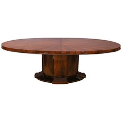 Oval Art Deco French Dinning Table in Walnut