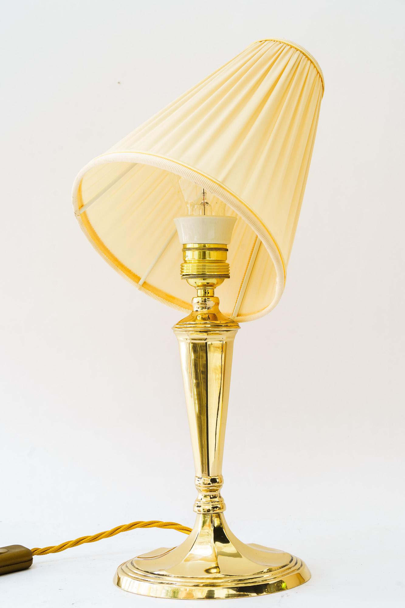 Oval Art Deco table lamp vienna around 1920s In Good Condition For Sale In Wien, AT