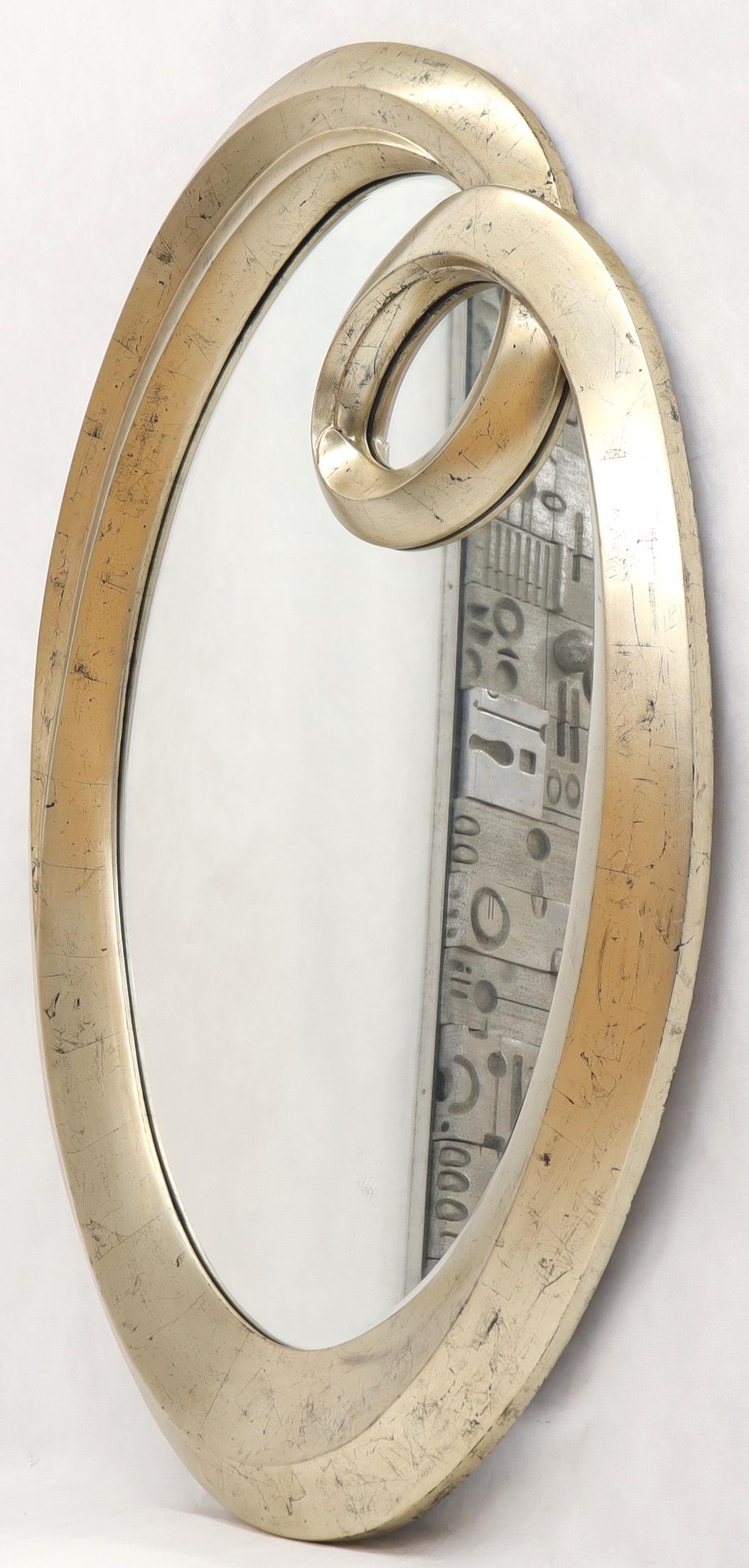 Ovaler Spiegel im Jugendstil mit Blattsilber (Vergoldet) im Angebot