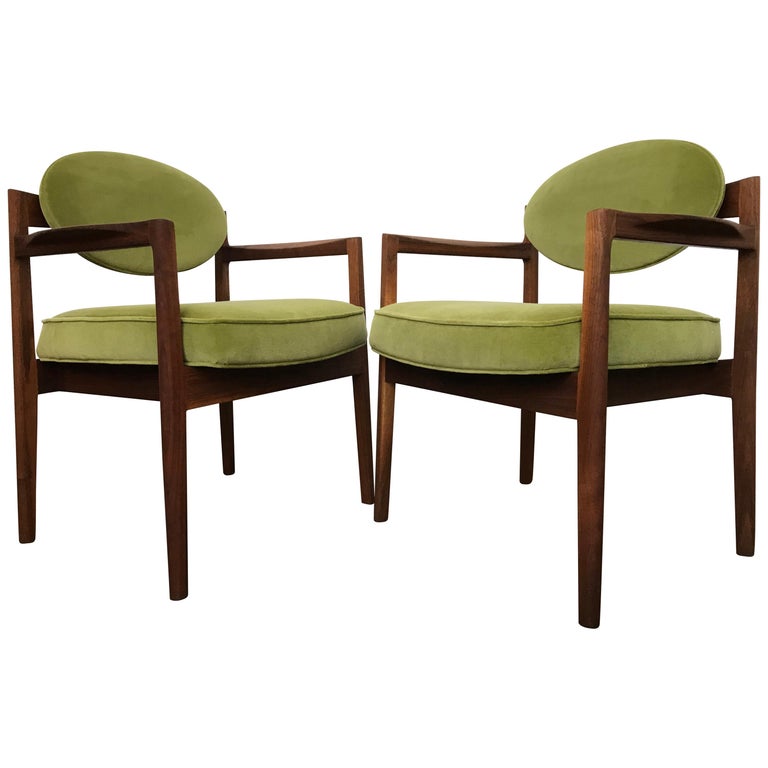 Mid Century Modern Armchairs 'OvalBack' by Jens Risom at 1stDibs