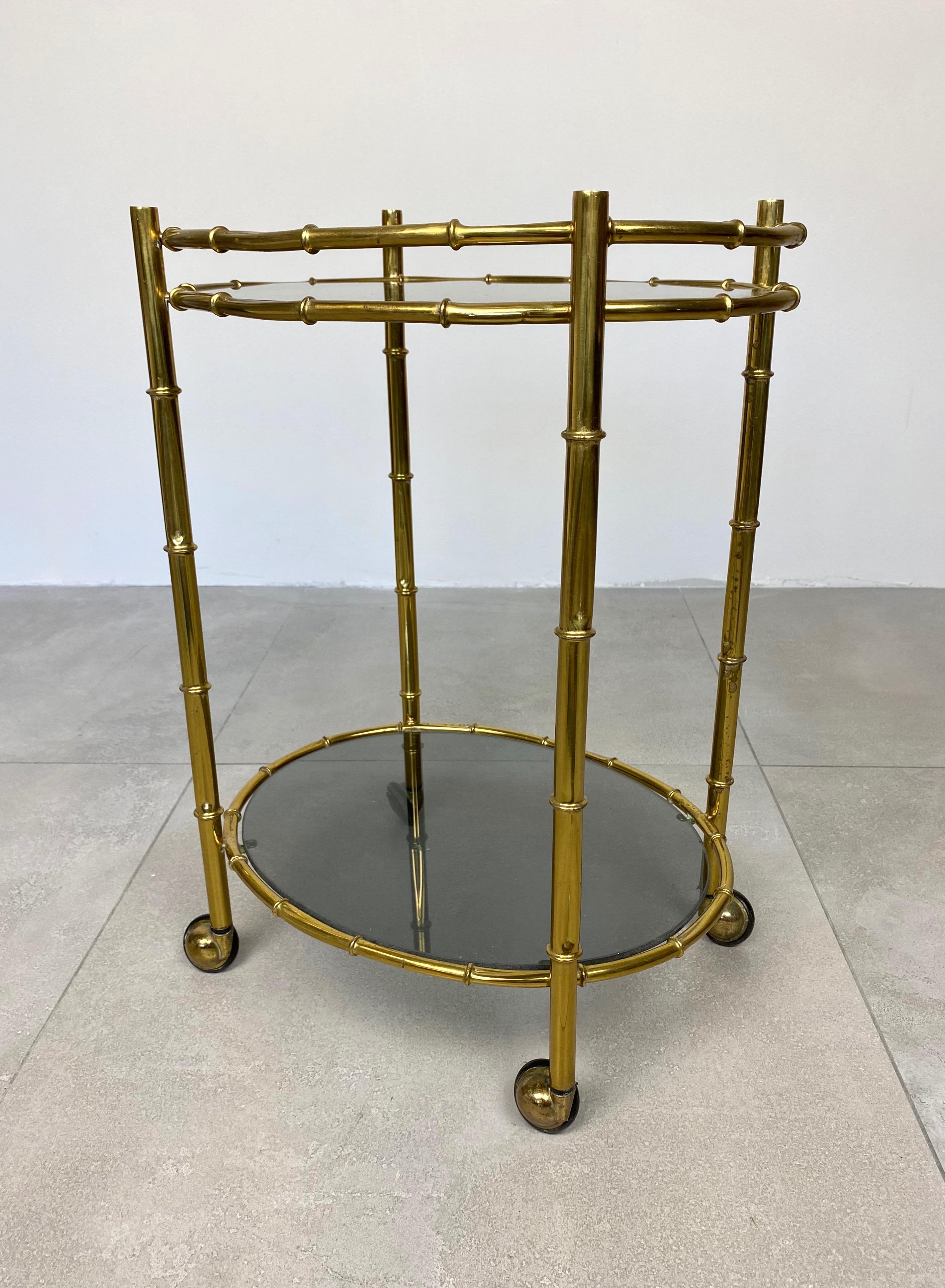 Mid-20th Century Oval Bar Cart Faux Bamboo Brass and Smoked Glass, Italy, 1960s For Sale