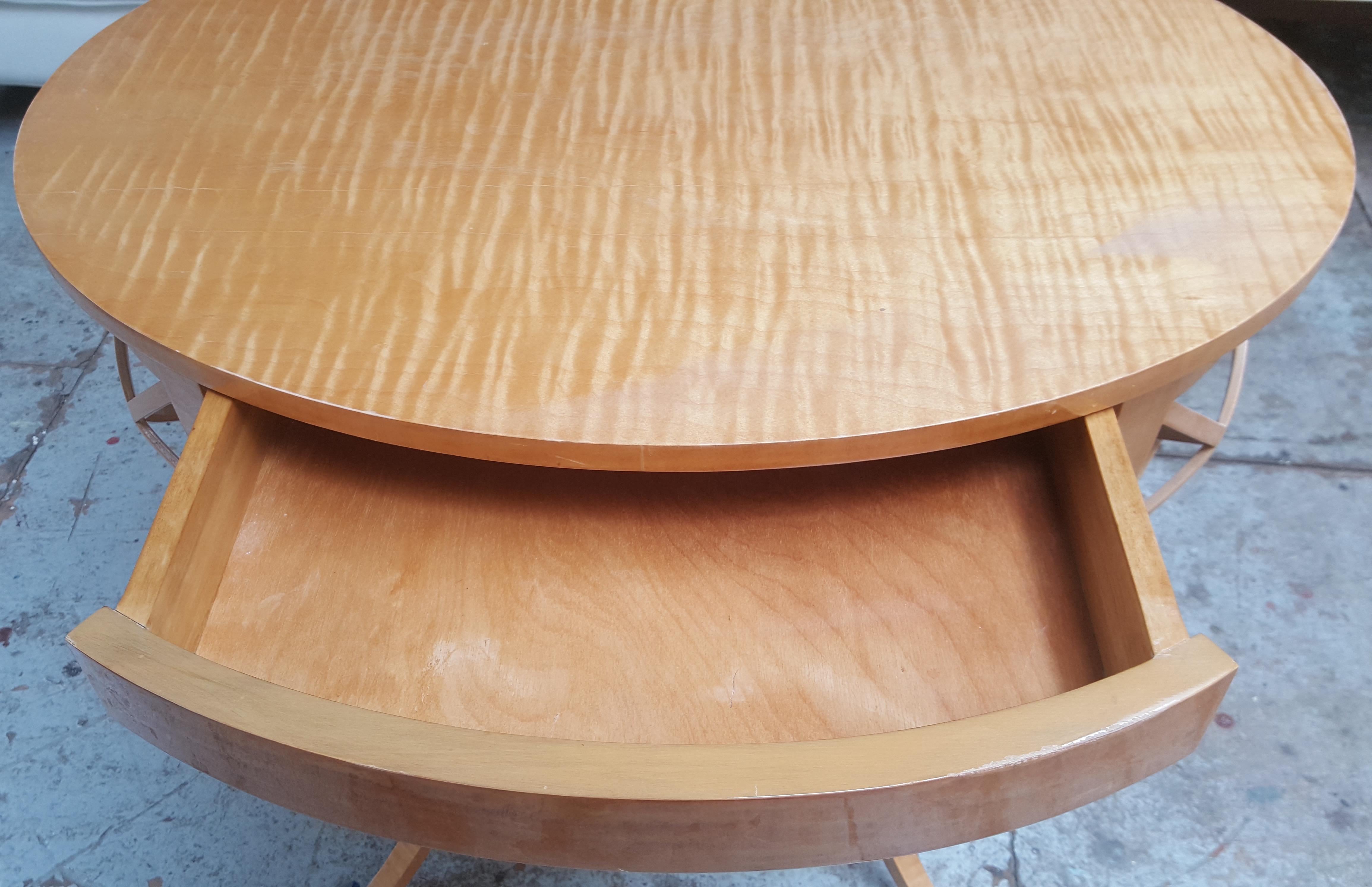 Oval Basket Side Table in Curly Maple For Sale 1