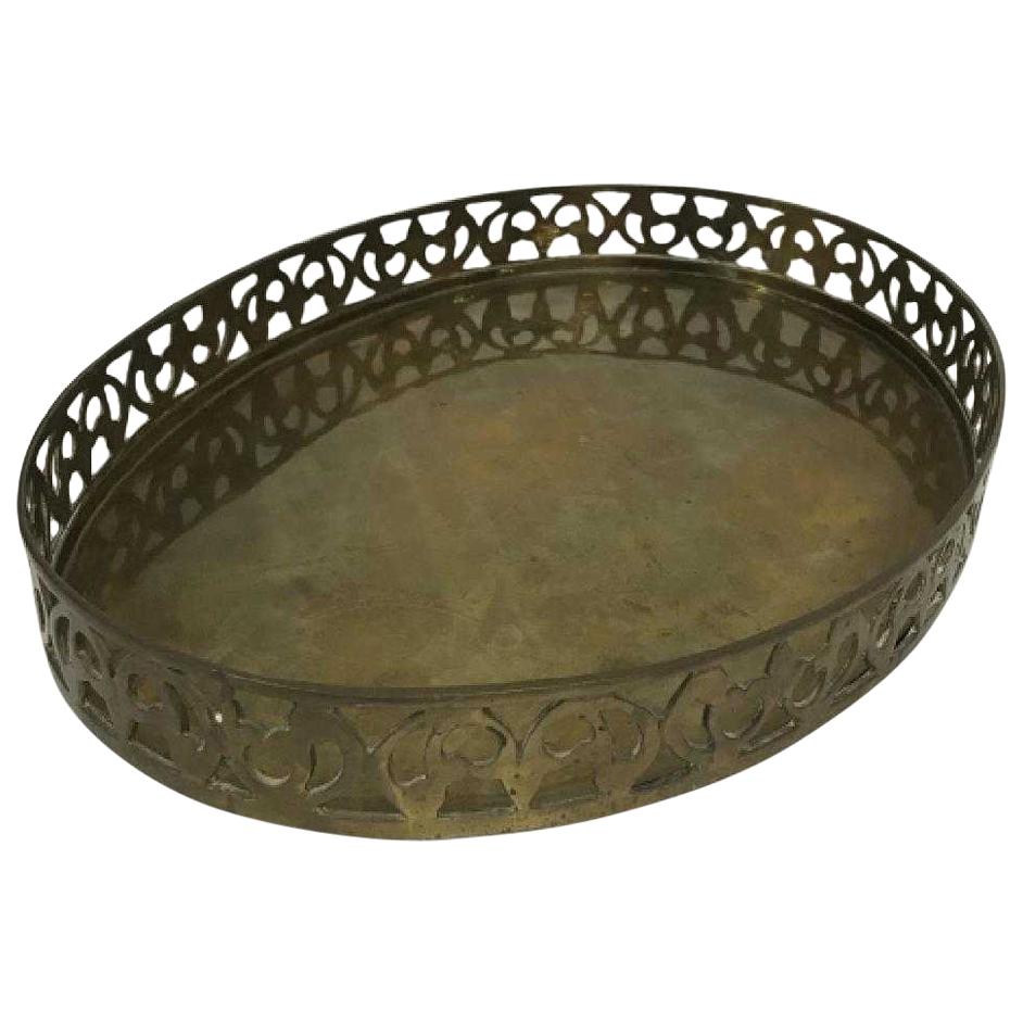 Oval Bass Gallery Serving Tray