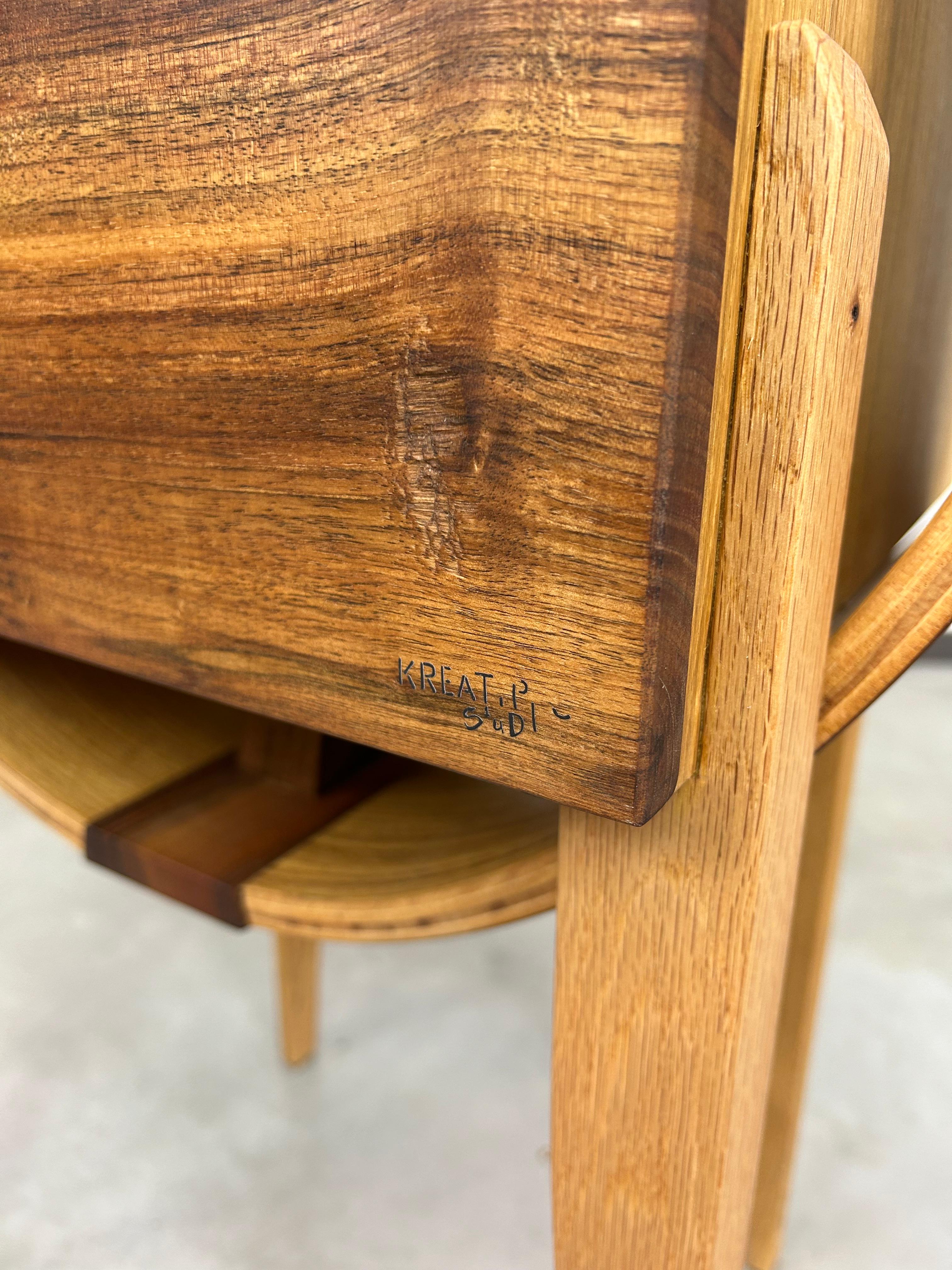 Cassettiera ovale in legno curvo di Kreatippcci Studio in vendita 1