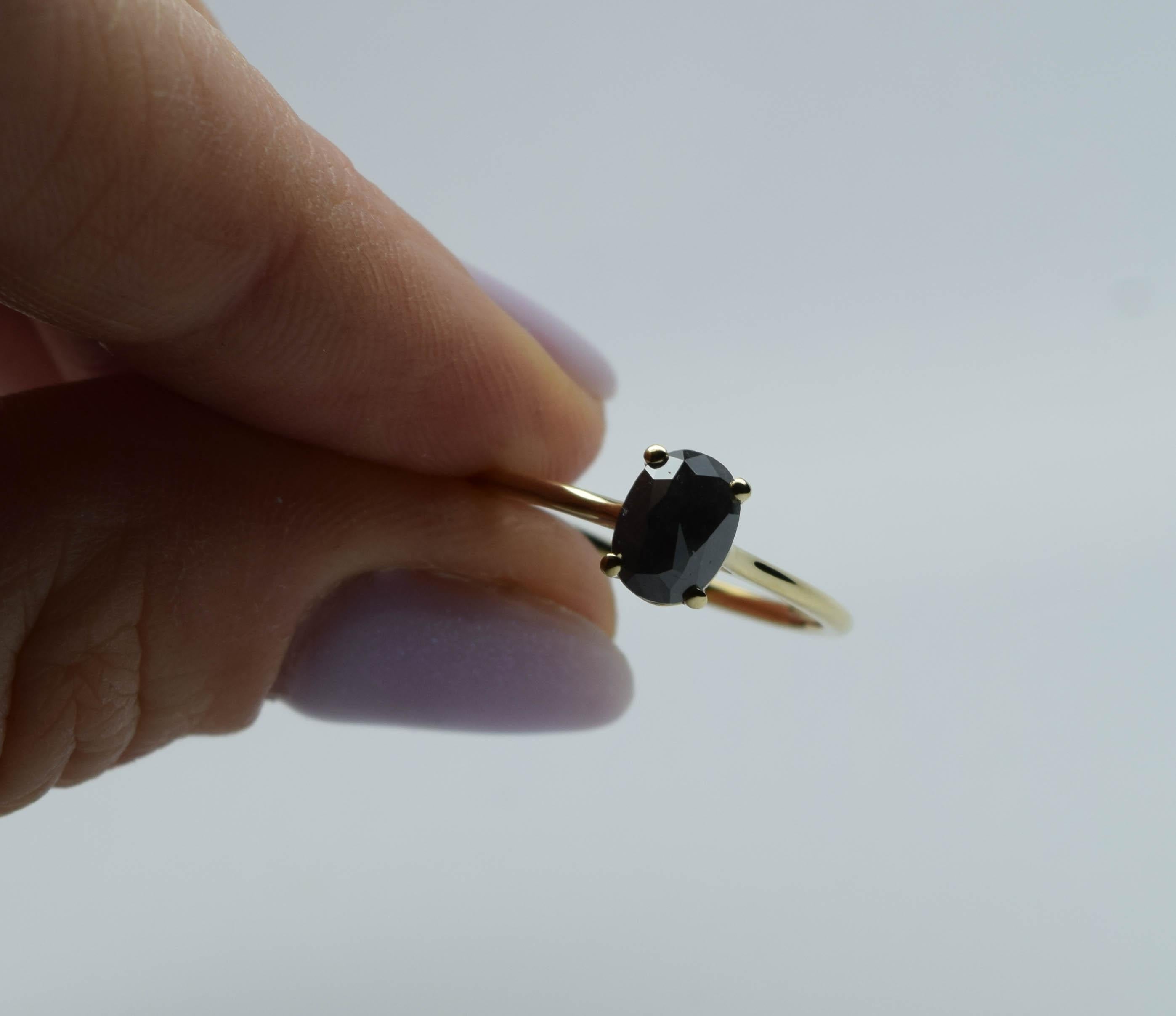 Oval black diamond ring 14KT yellow gold signet solitaire ring For Sale 5