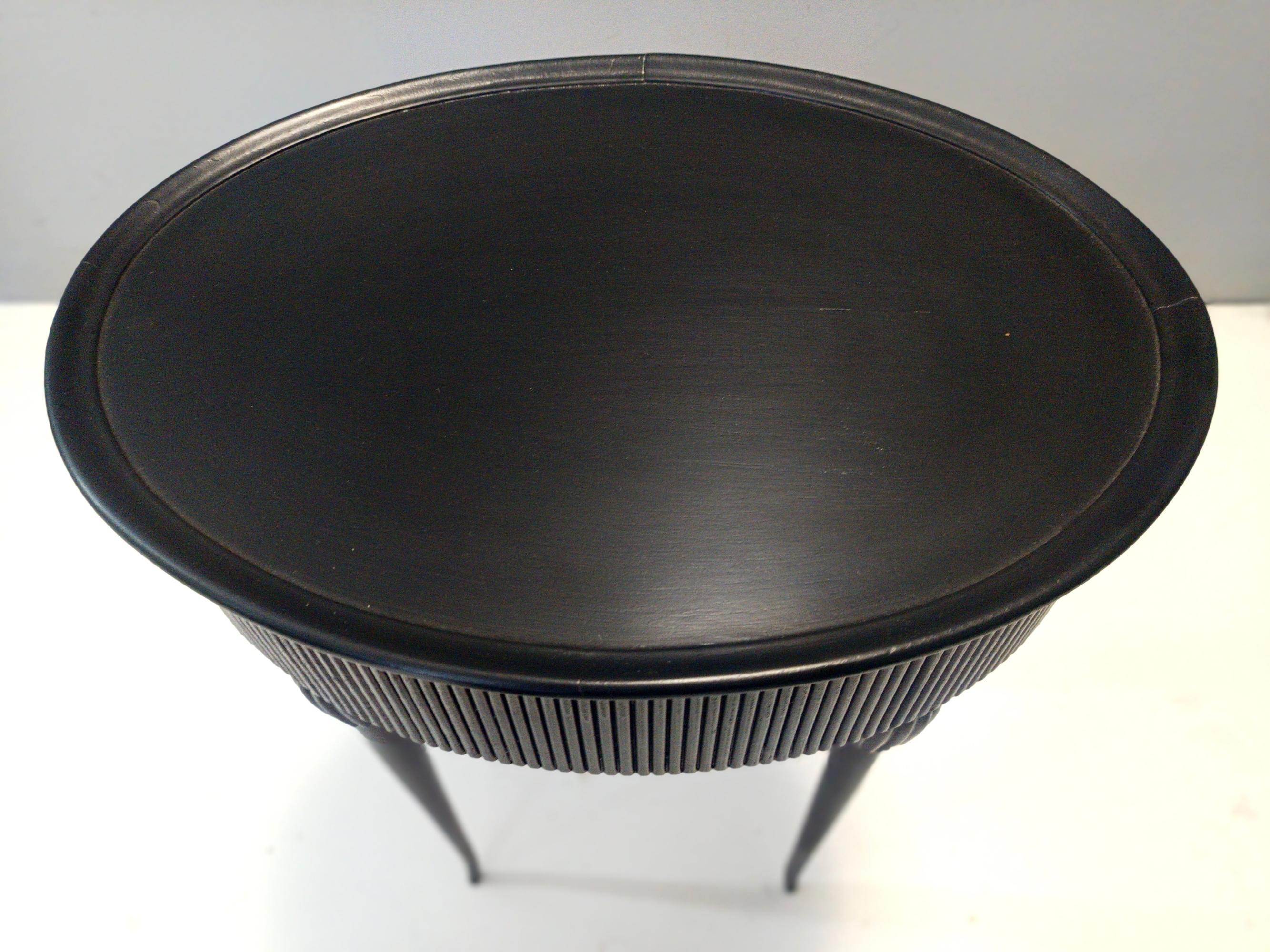 Oval Black Ebonized Beech Side Table / Nightstand, Italy For Sale 4