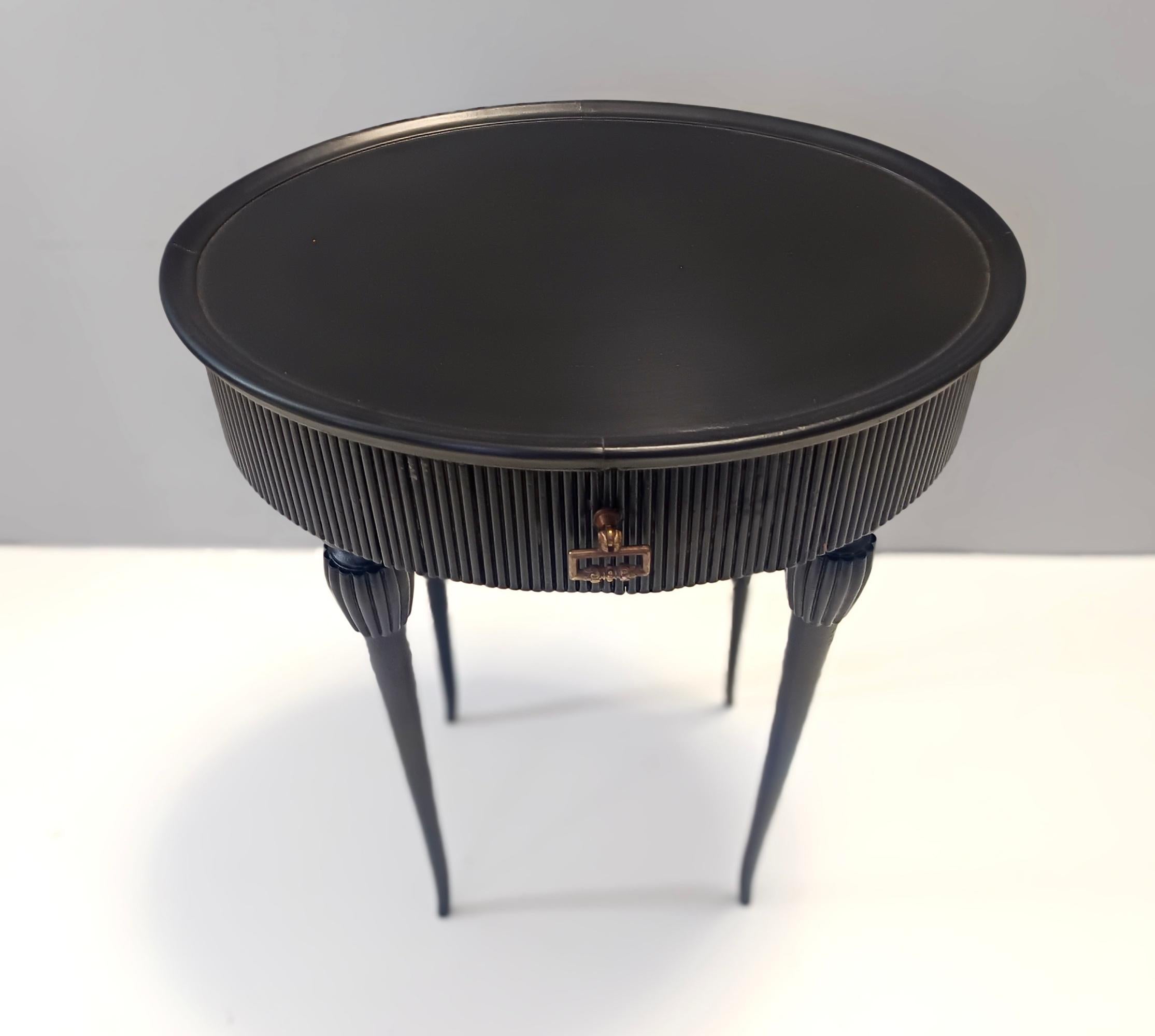Oval Black Ebonized Beech Side Table / Nightstand, Italy For Sale 3