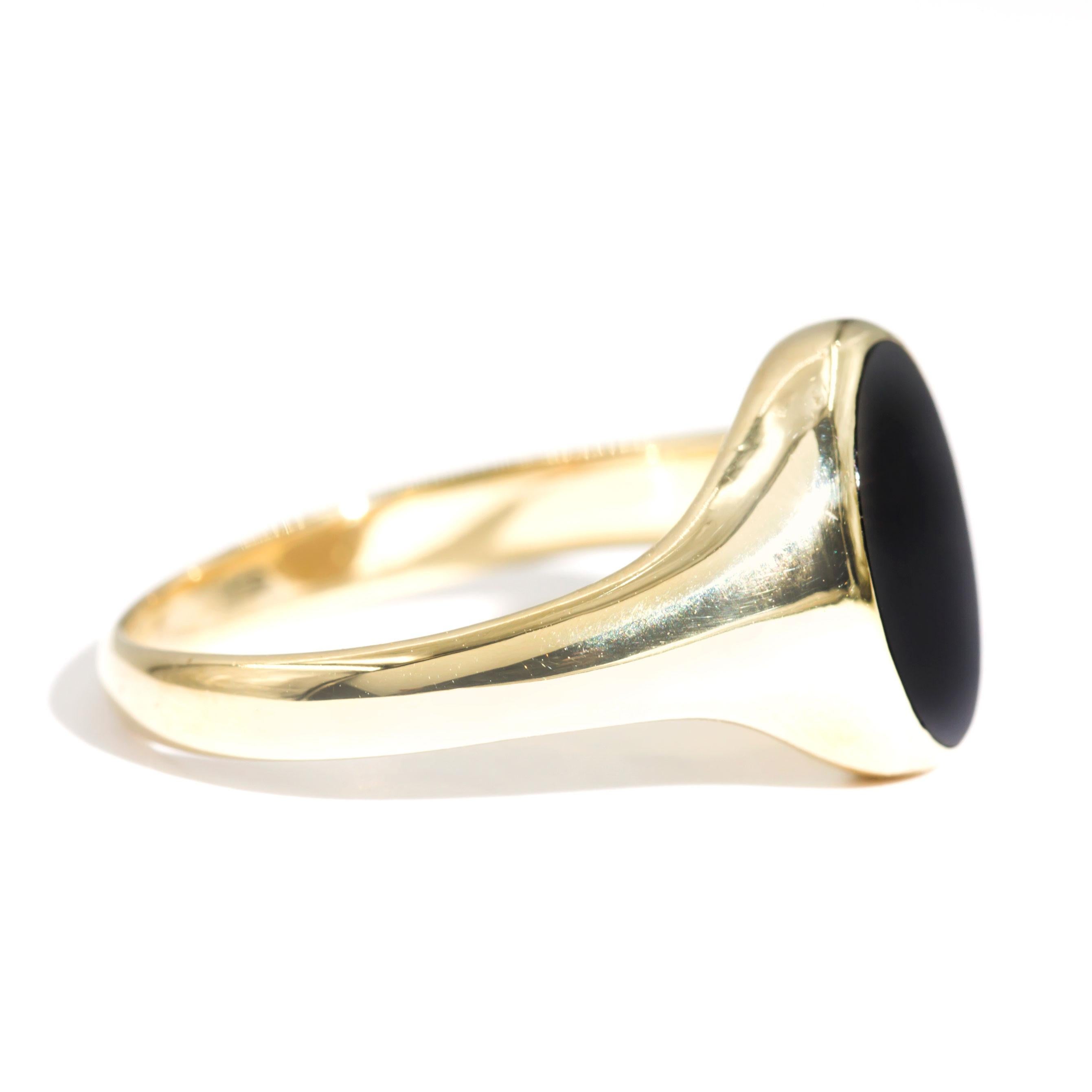 Modern Oval Black Onyx 9 Carat Yellow Gold Mens Vintage Signet Ring