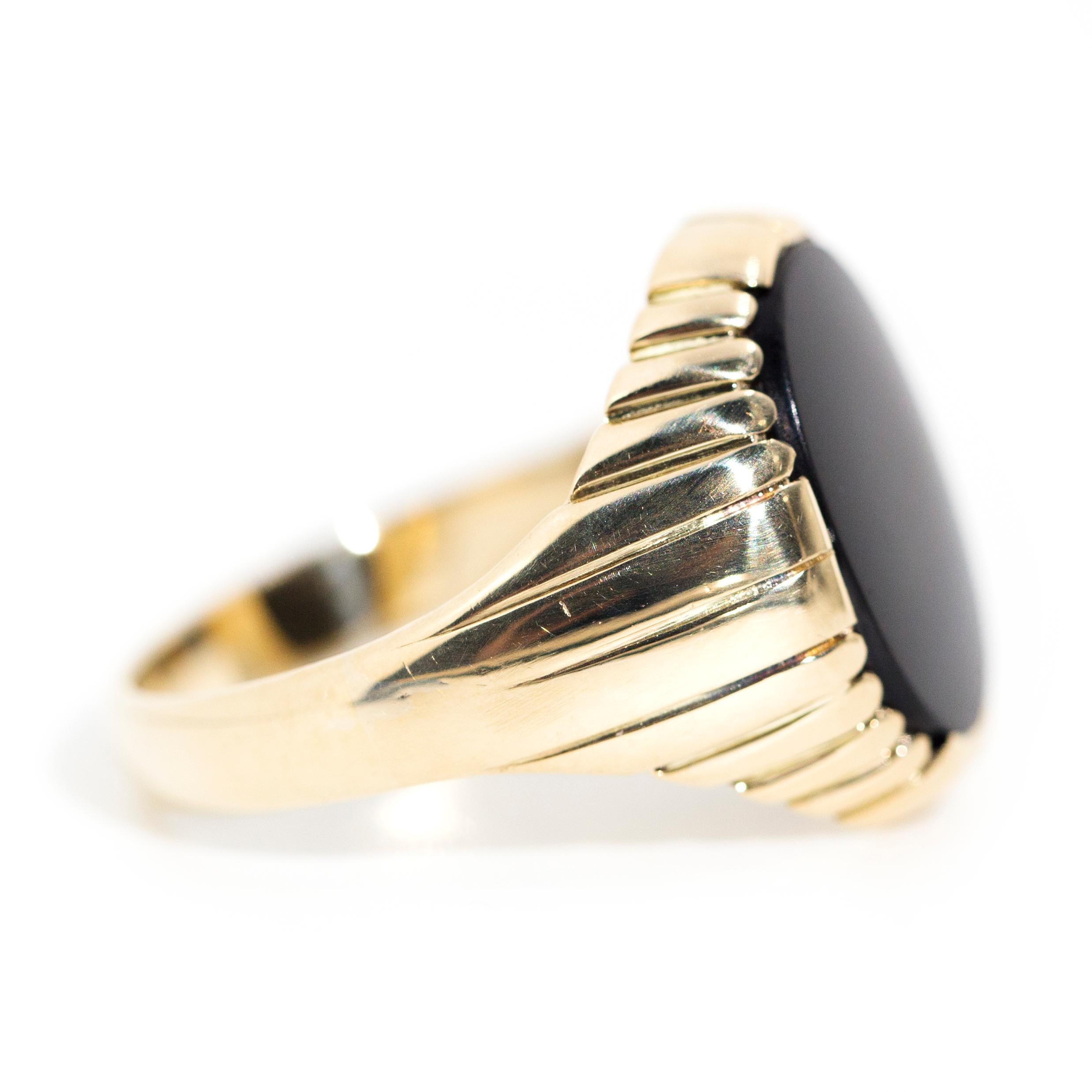 Ovaler ovaler schwarzer Onyx Vintage Herren Kuppel Siegelring aus 9 Karat Gelbgold 5