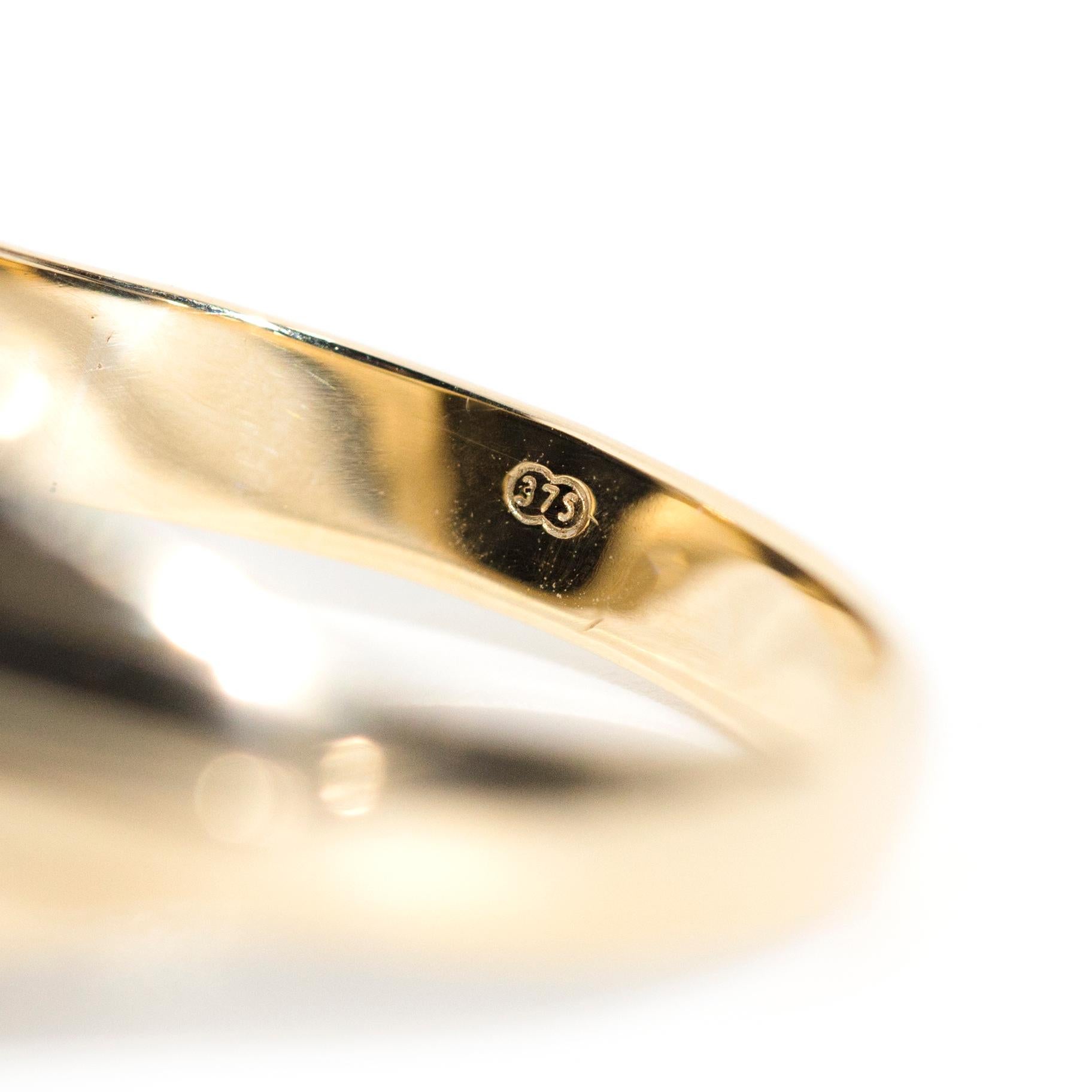 Ovaler ovaler schwarzer Onyx Vintage Herren Kuppel Siegelring aus 9 Karat Gelbgold 9