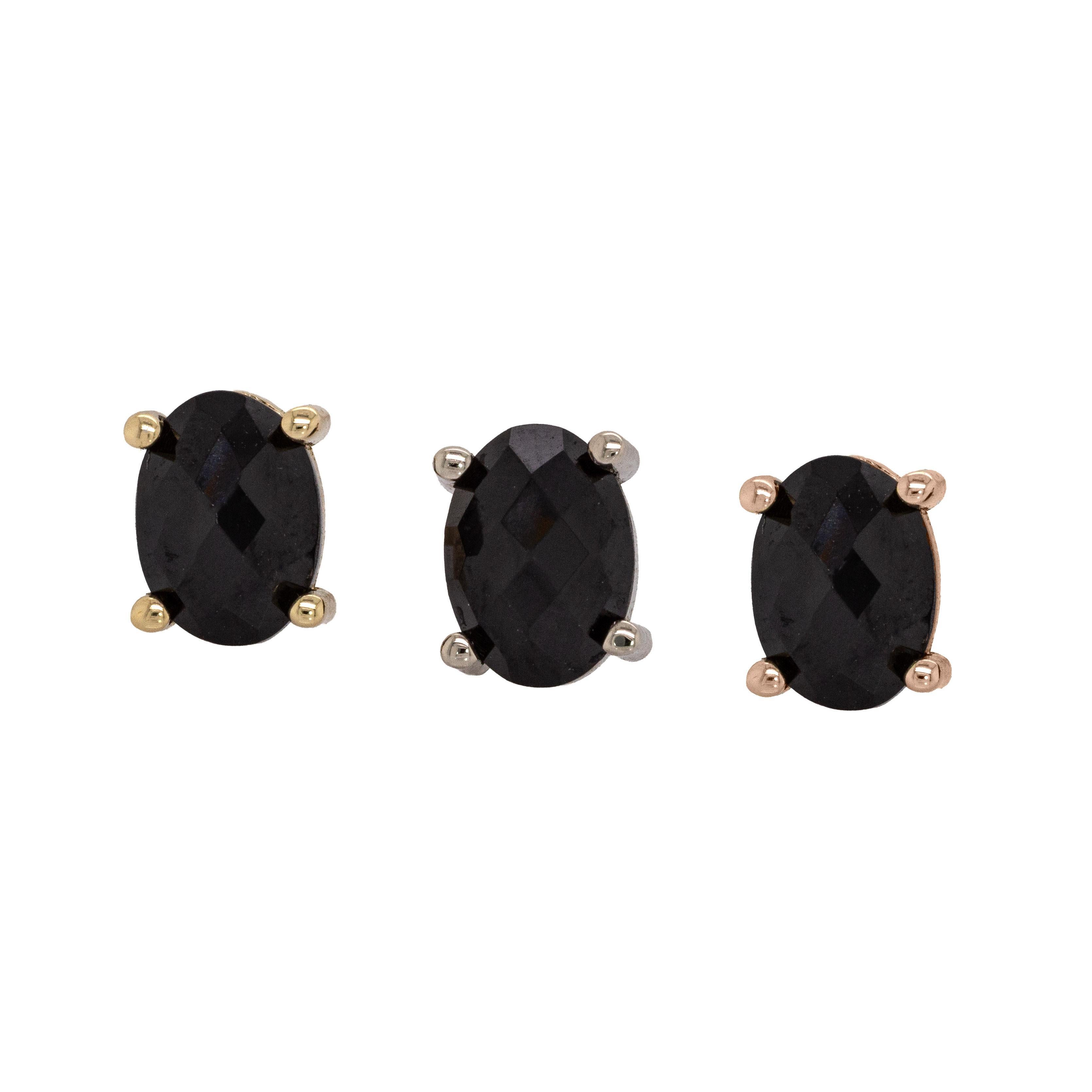 Moderno Borchie solitarie ovali con spinello nero: Oro giallo massiccio 14k - Gemma 7×5 mm in vendita