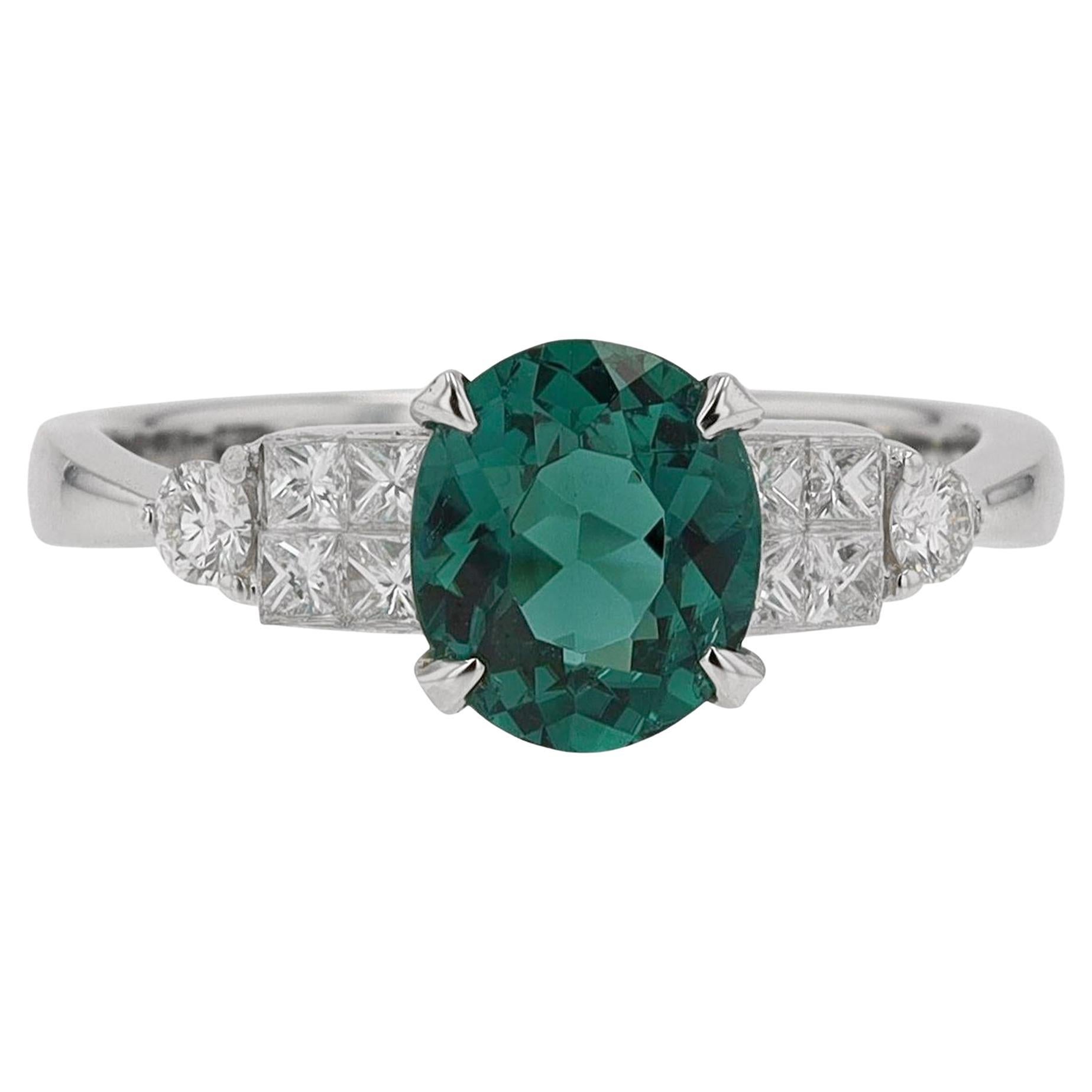 Bague de fiançailles en diamants et tourmaline bleu-vert ovale en vente