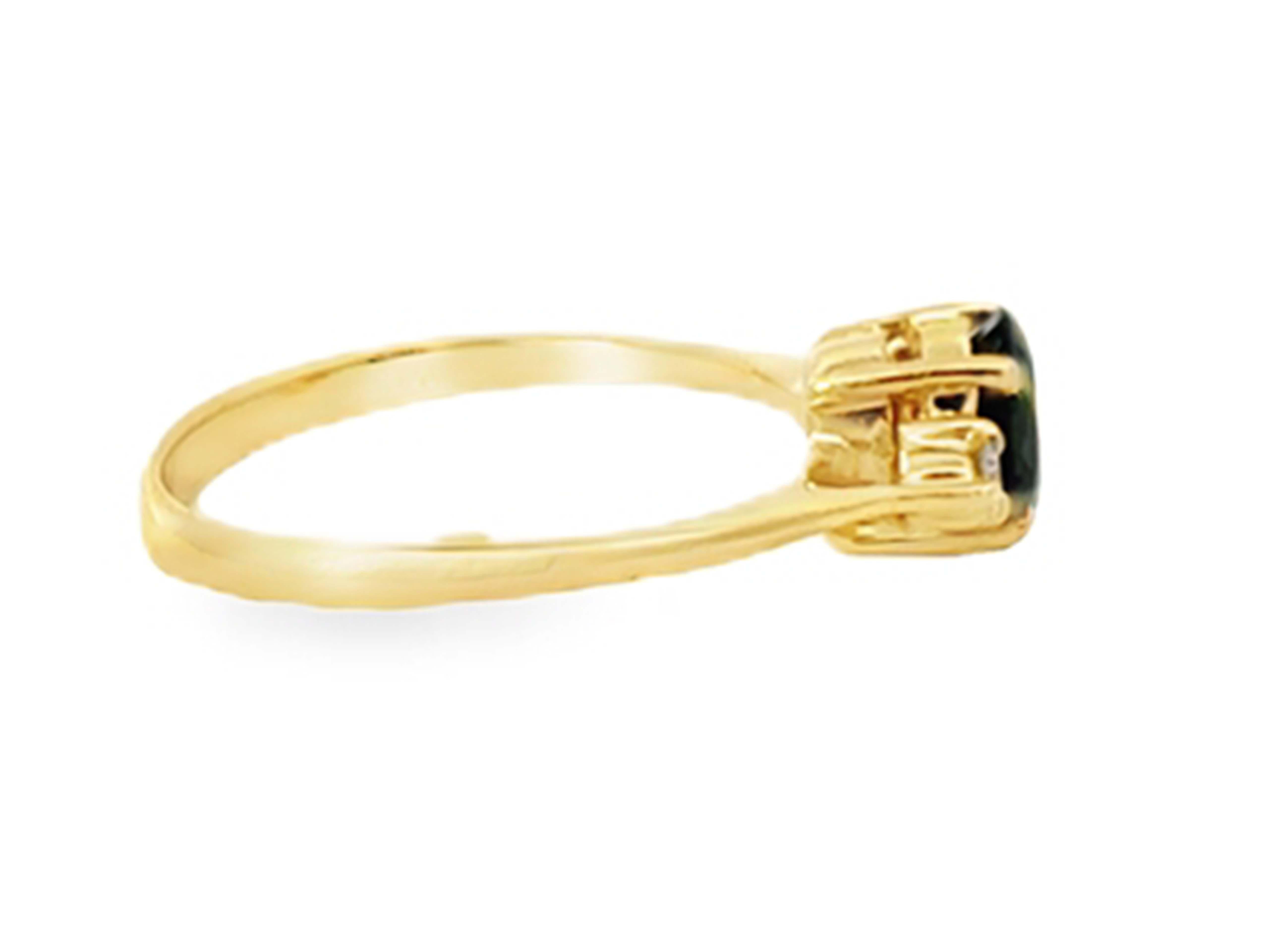 Oval Blue Sapphire 2 Diamond Ring 14k Yellow Gold In Excellent Condition For Sale In Honolulu, HI